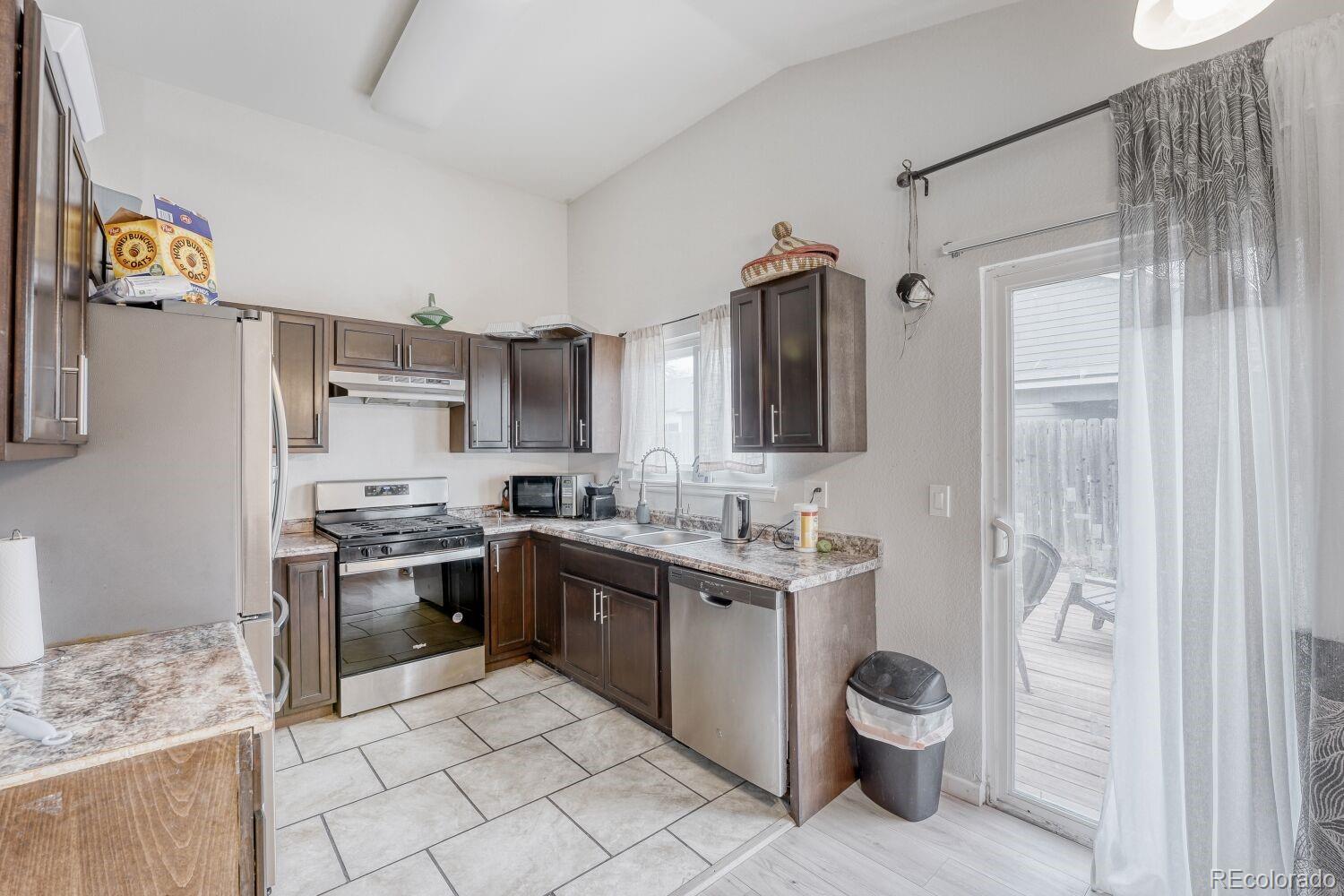 MLS Image #7 for 18946 e 22nd place,aurora, Colorado