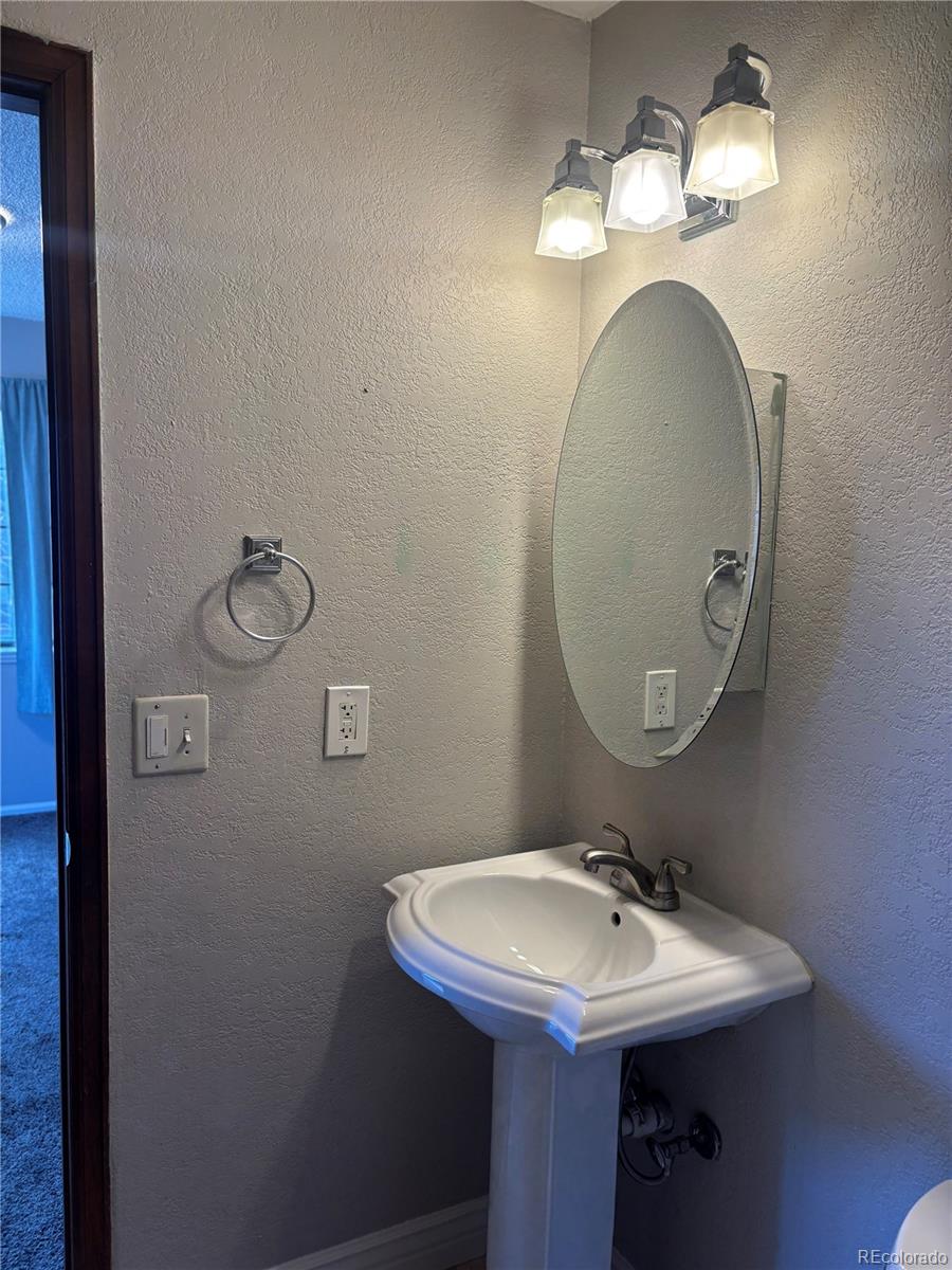 MLS Image #13 for 826 s vance street e,lakewood, Colorado