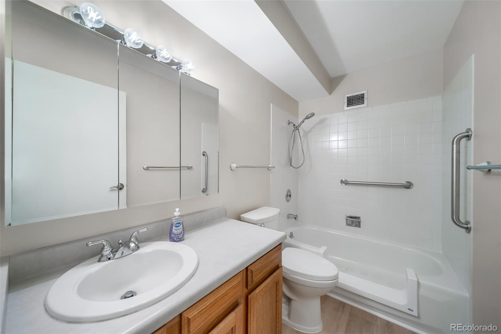 MLS Image #31 for 3082 s wheeling way,aurora, Colorado