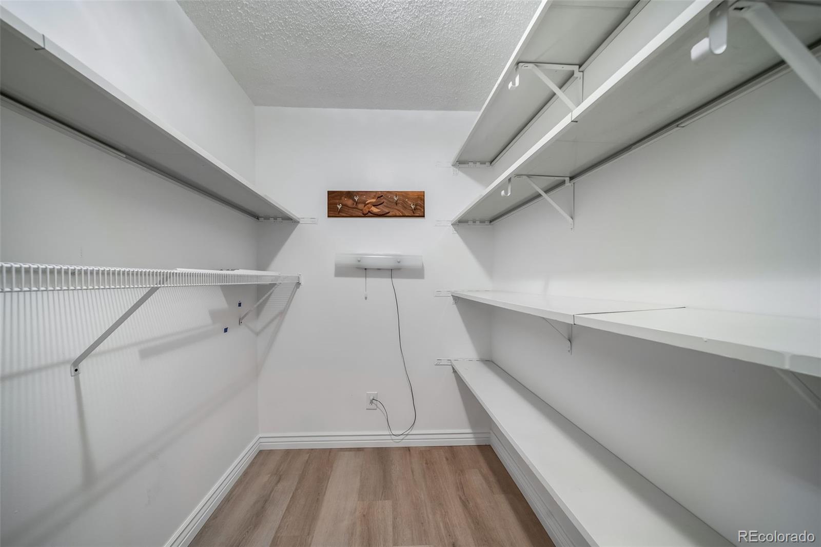 MLS Image #32 for 3082 s wheeling way,aurora, Colorado