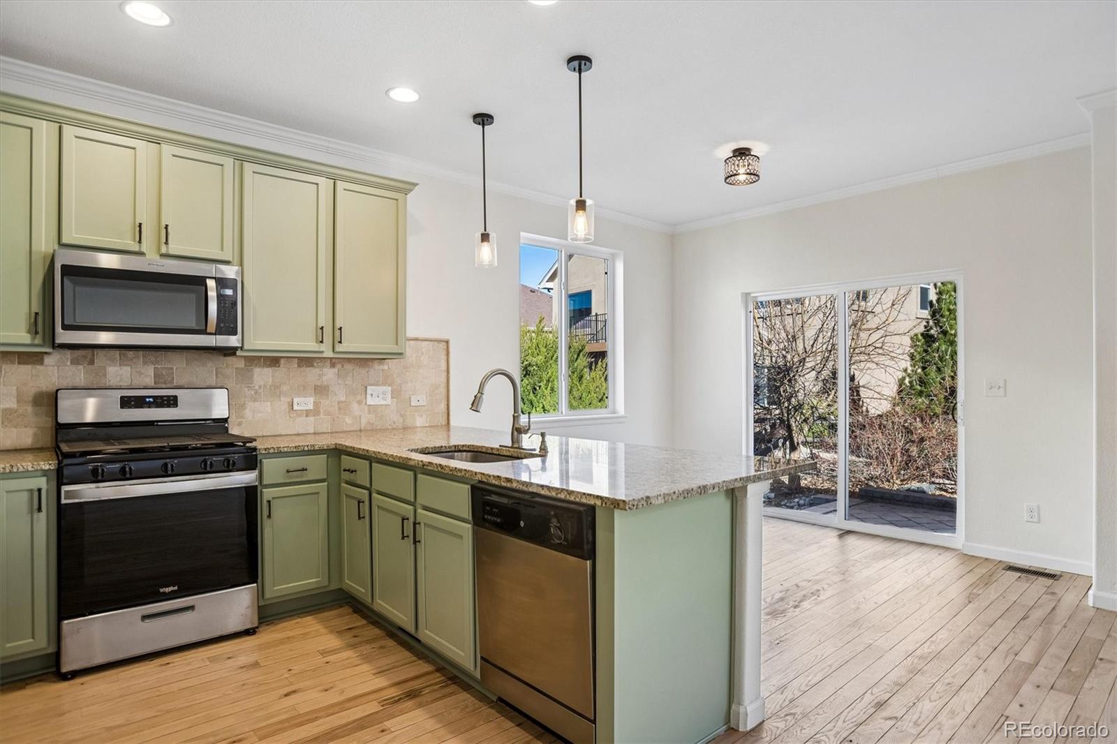 MLS Image #6 for 960  fire rock place,colorado springs, Colorado