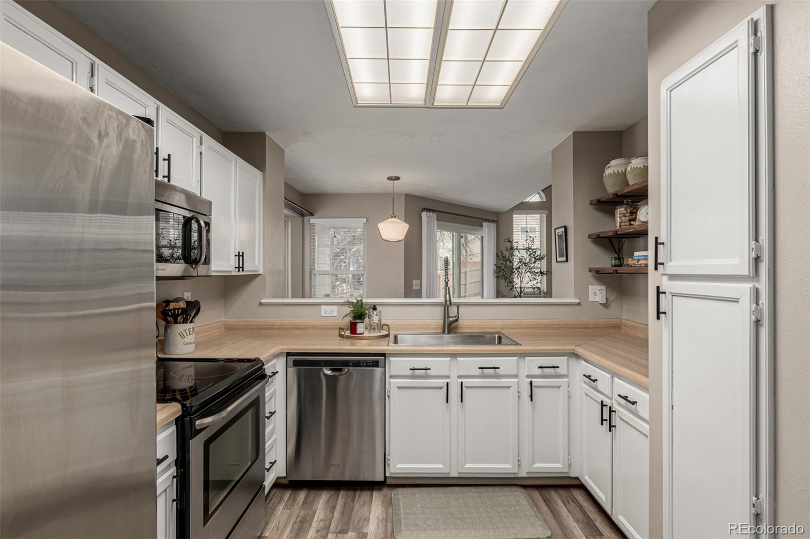 MLS Image #10 for 6911 s dover way,littleton, Colorado