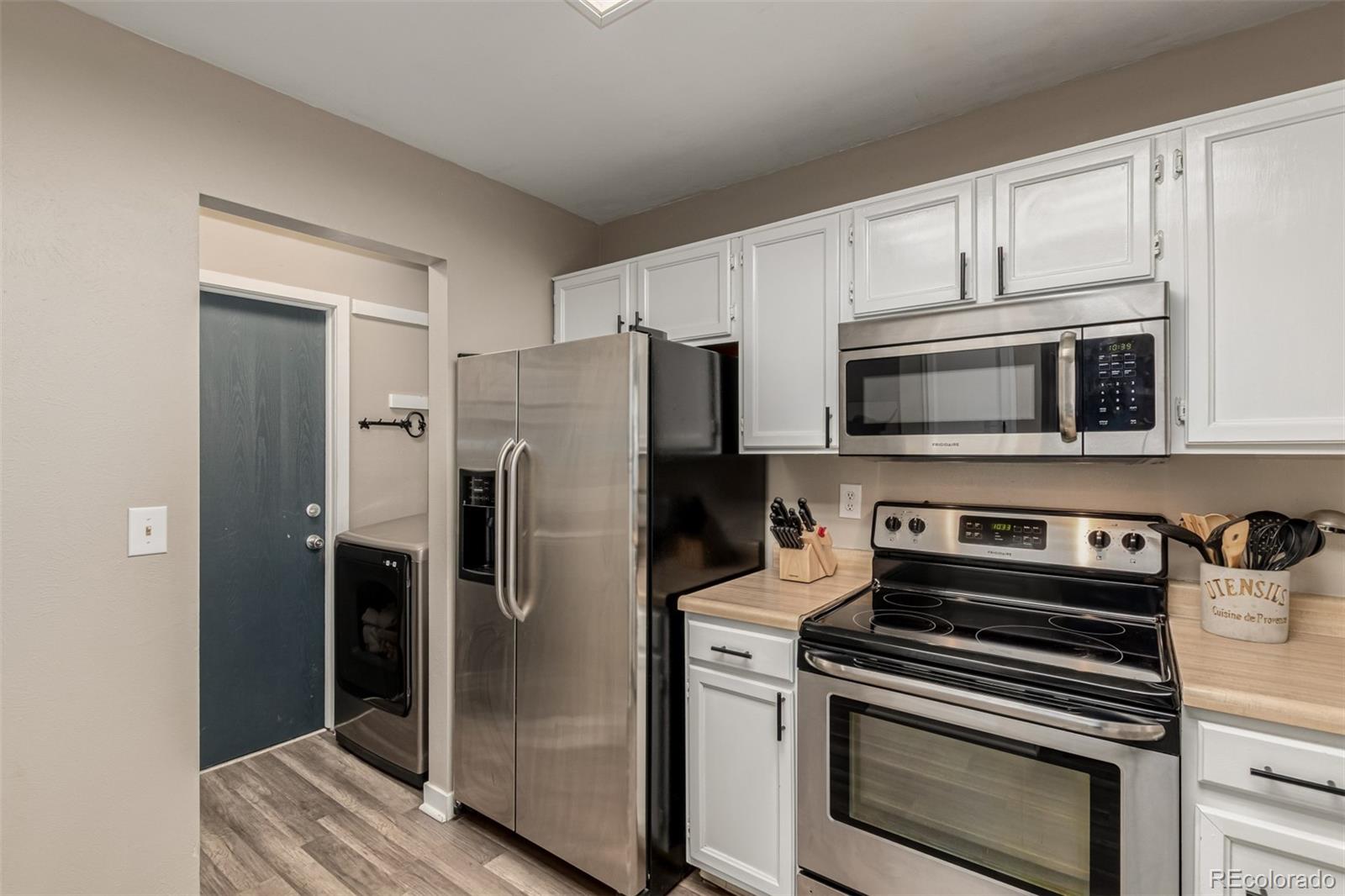 MLS Image #11 for 6911 s dover way,littleton, Colorado