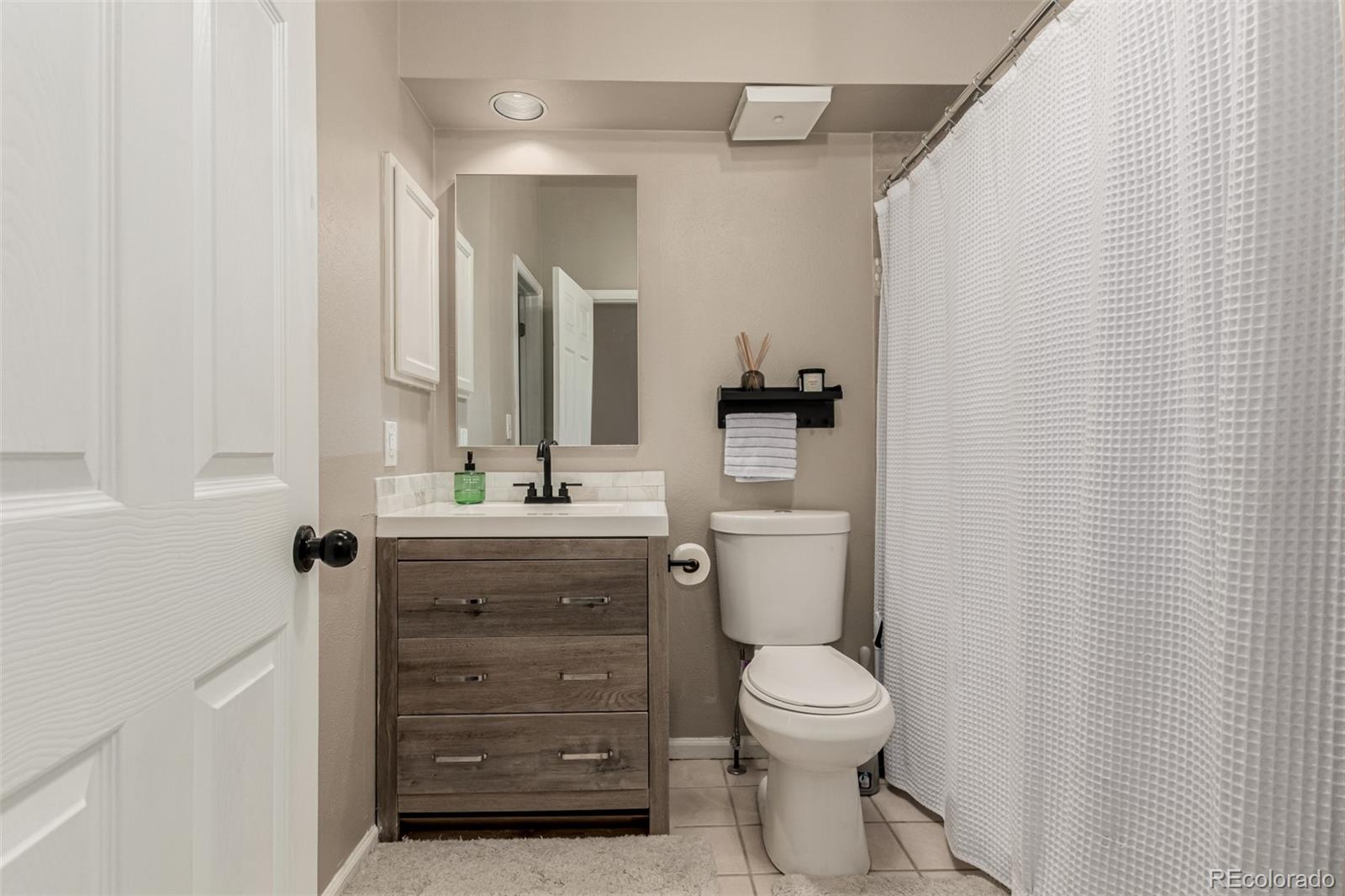 MLS Image #19 for 6911 s dover way,littleton, Colorado