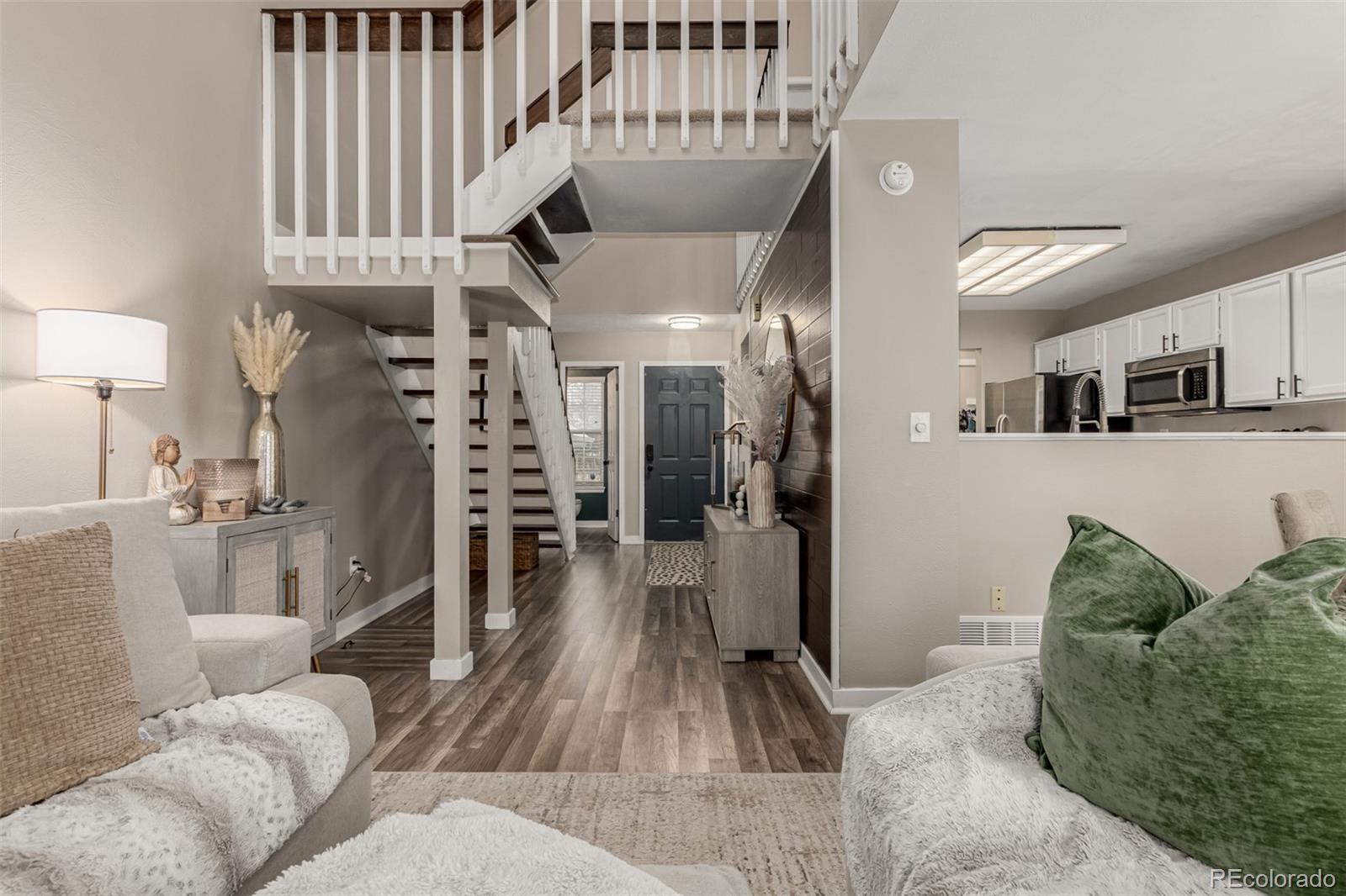 MLS Image #4 for 6911 s dover way,littleton, Colorado