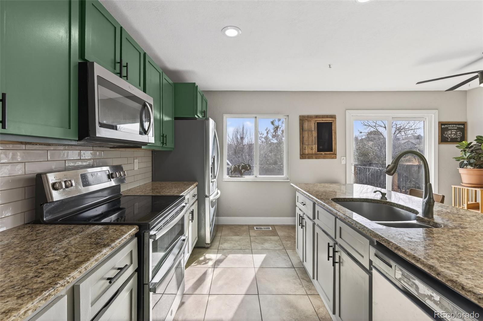 MLS Image #11 for 5915 s nepal street,centennial, Colorado