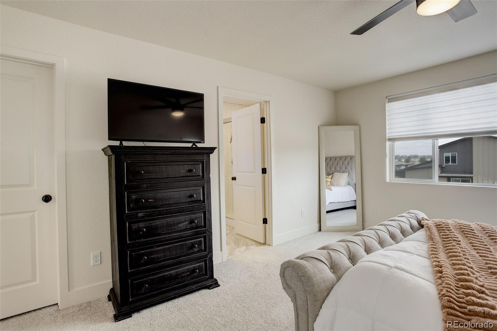 MLS Image #14 for 5789  champlain drive,timnath, Colorado