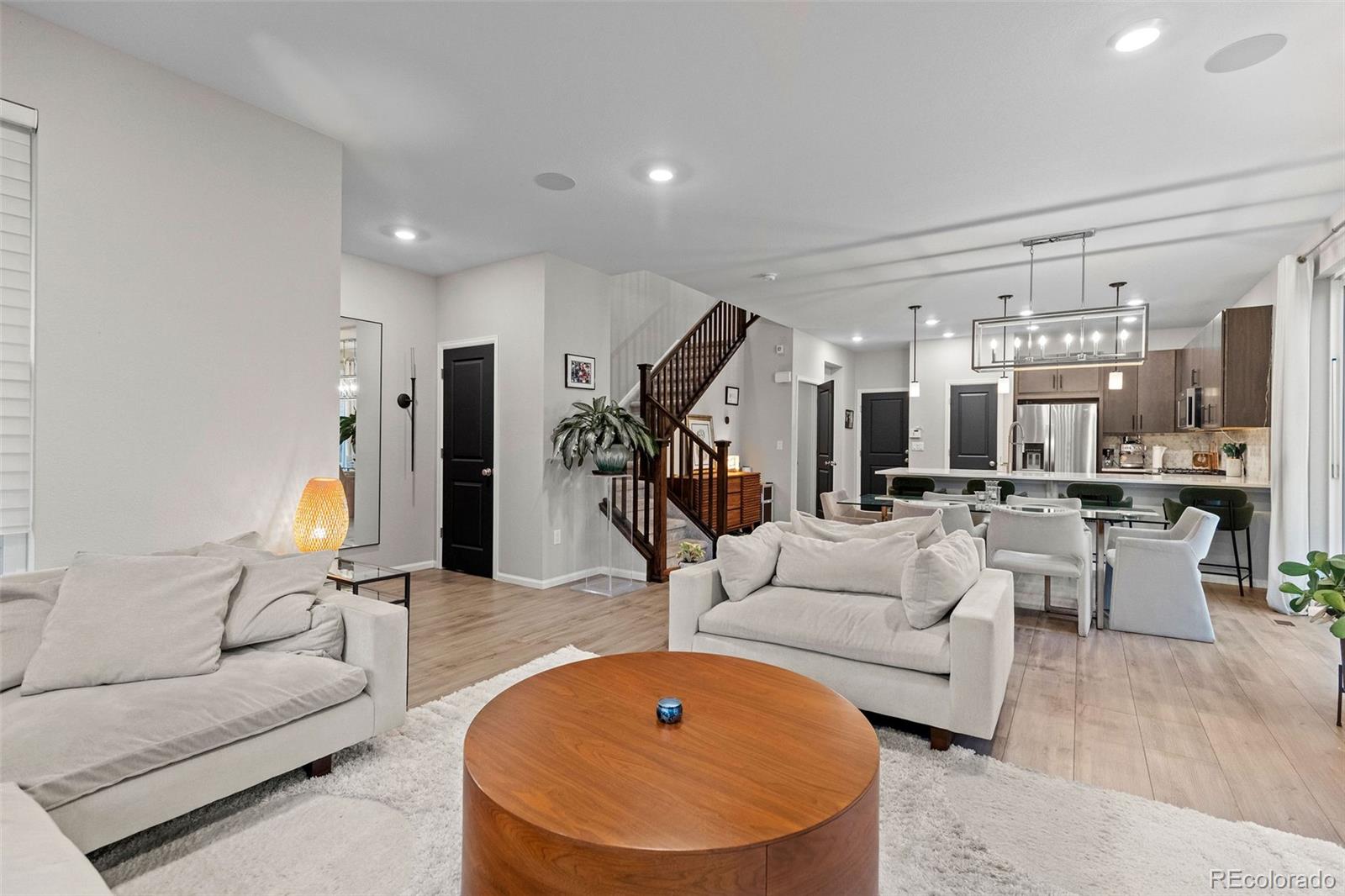 MLS Image #13 for 6365 n dallas court,denver, Colorado