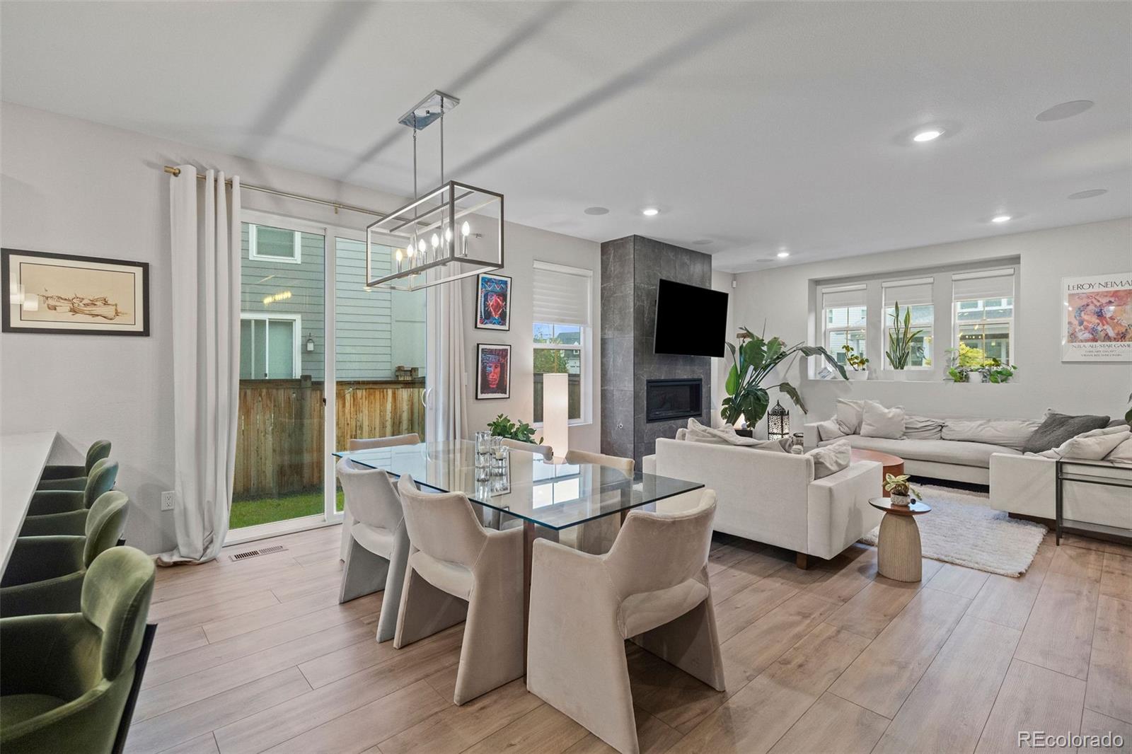 MLS Image #14 for 6365 n dallas court,denver, Colorado