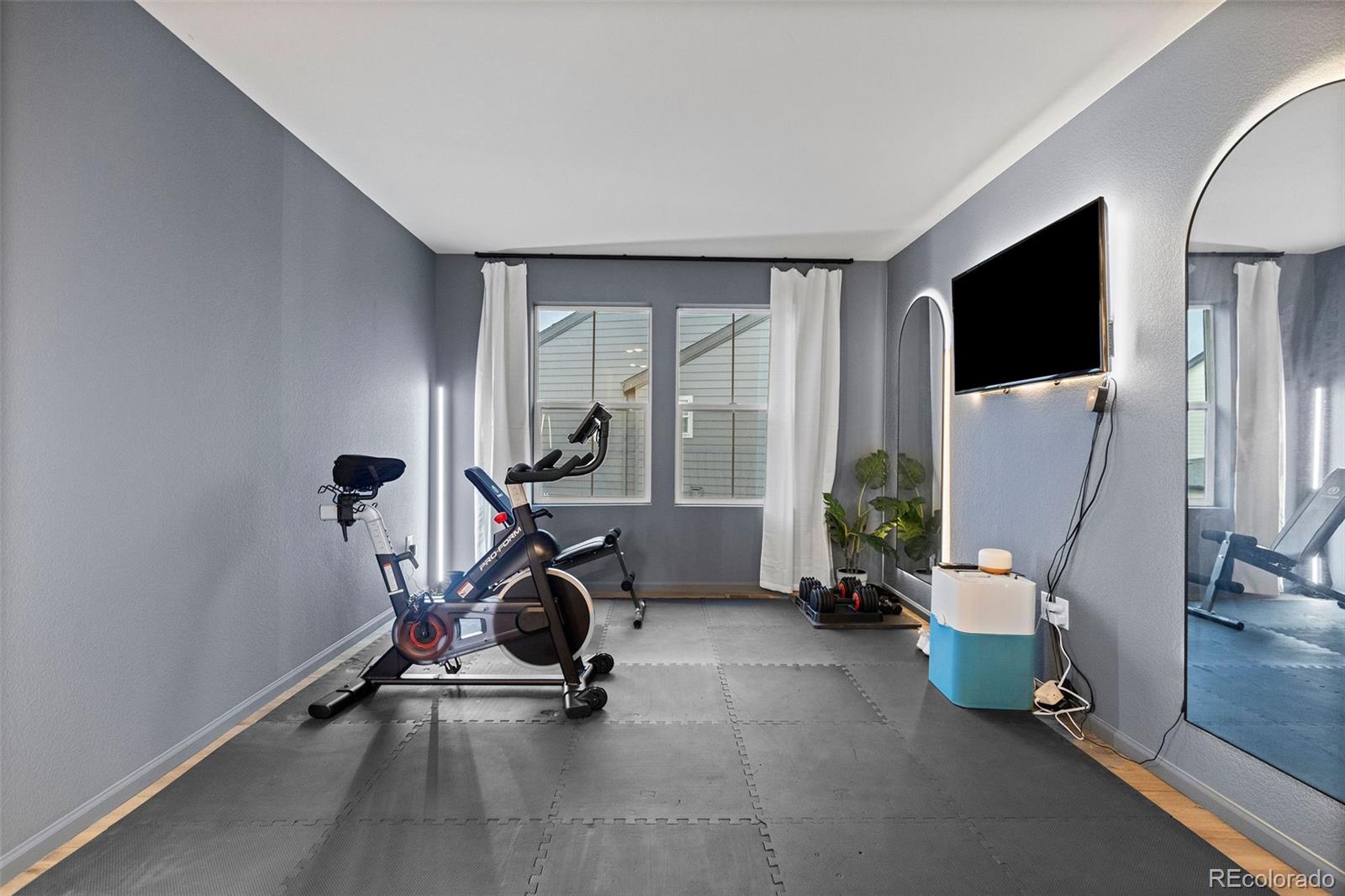 MLS Image #17 for 6365 n dallas court,denver, Colorado