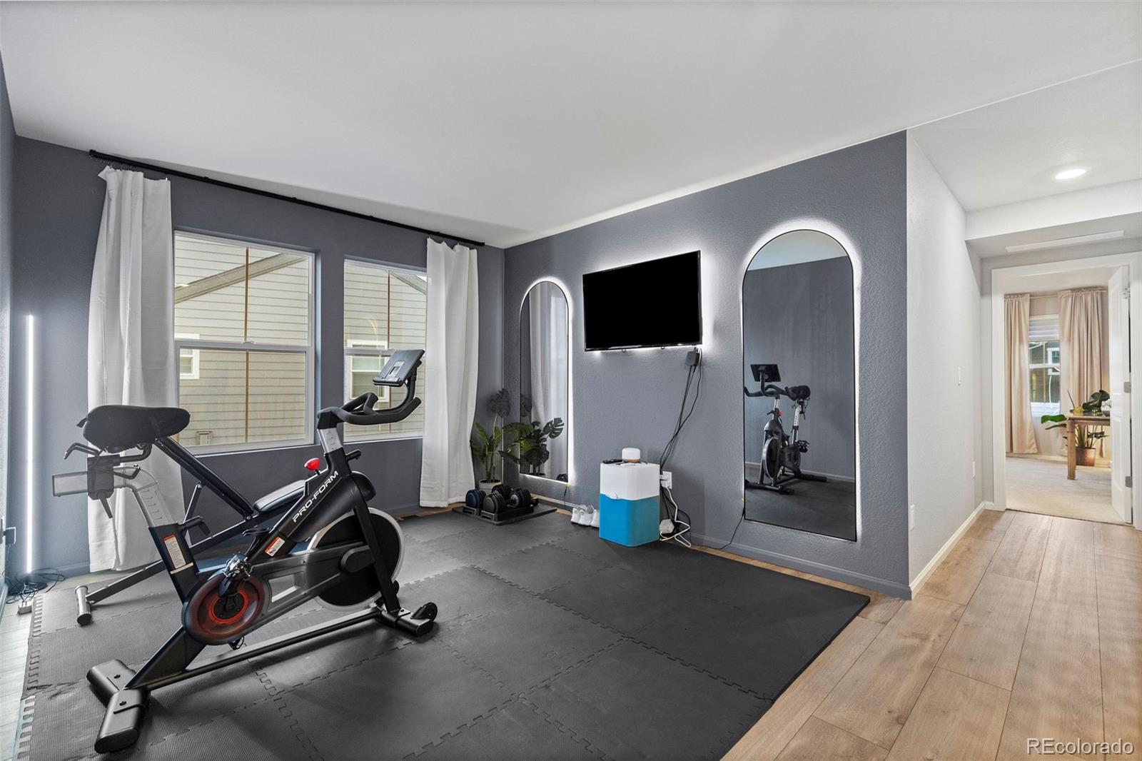MLS Image #18 for 6365 n dallas court,denver, Colorado