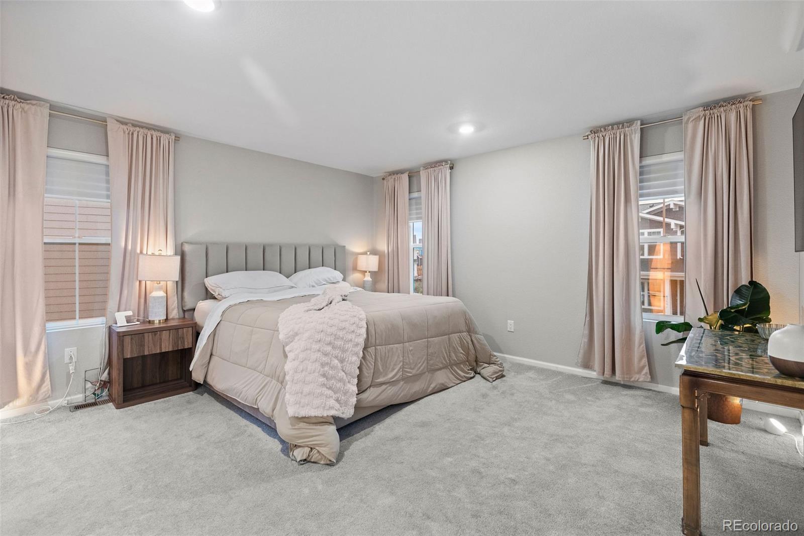 MLS Image #22 for 6365 n dallas court,denver, Colorado