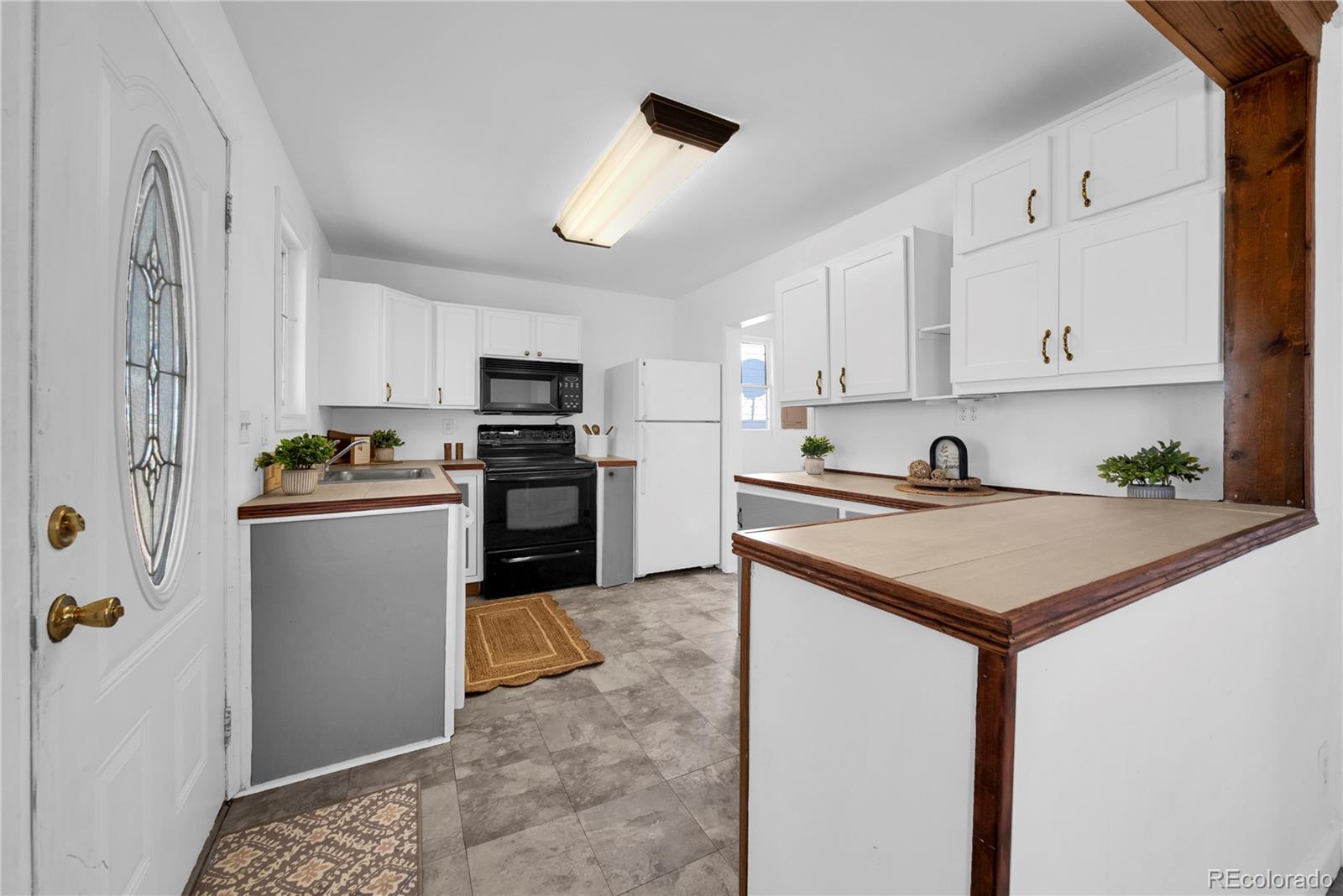 MLS Image #15 for 701  4th street,akron, Colorado