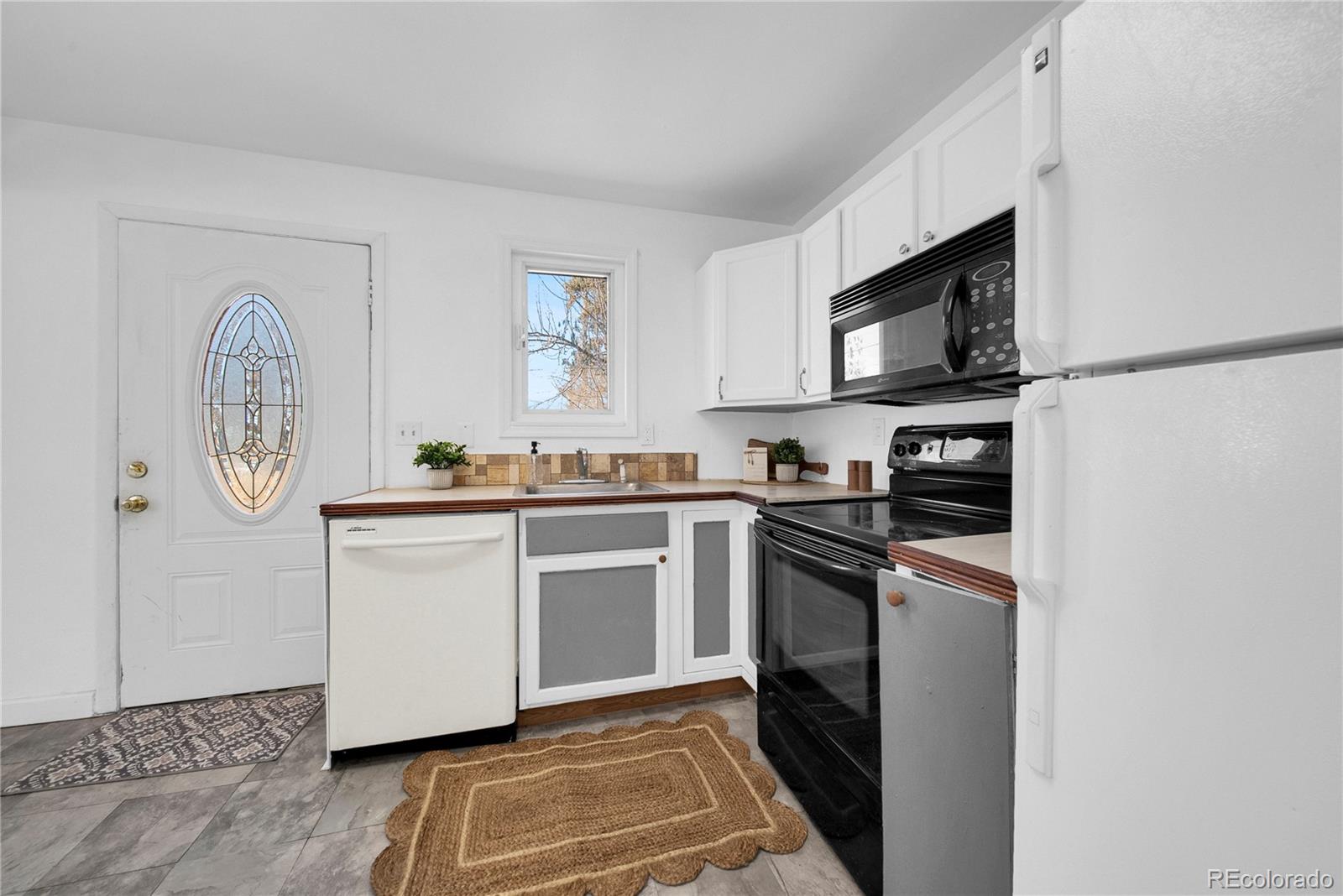 MLS Image #16 for 701  4th street,akron, Colorado