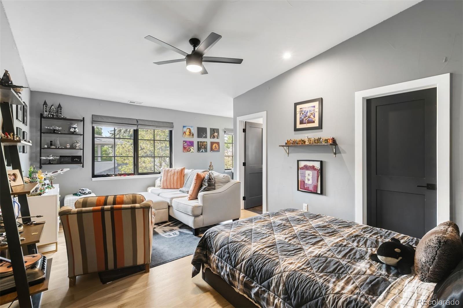 MLS Image #35 for 1055 s cove way,denver, Colorado