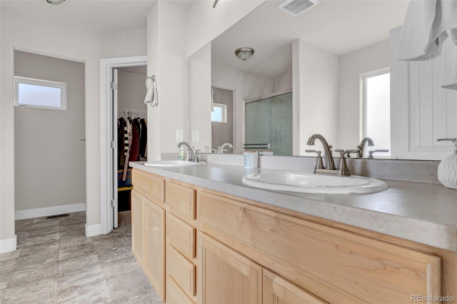 MLS Image #11 for 10512  18th street,greeley, Colorado