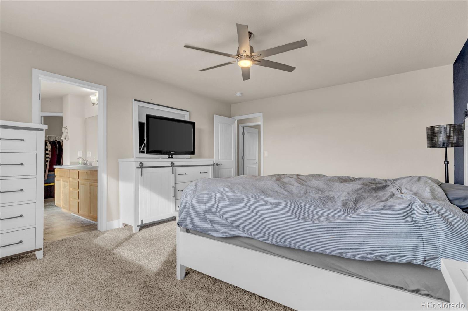 MLS Image #9 for 10512  18th street,greeley, Colorado