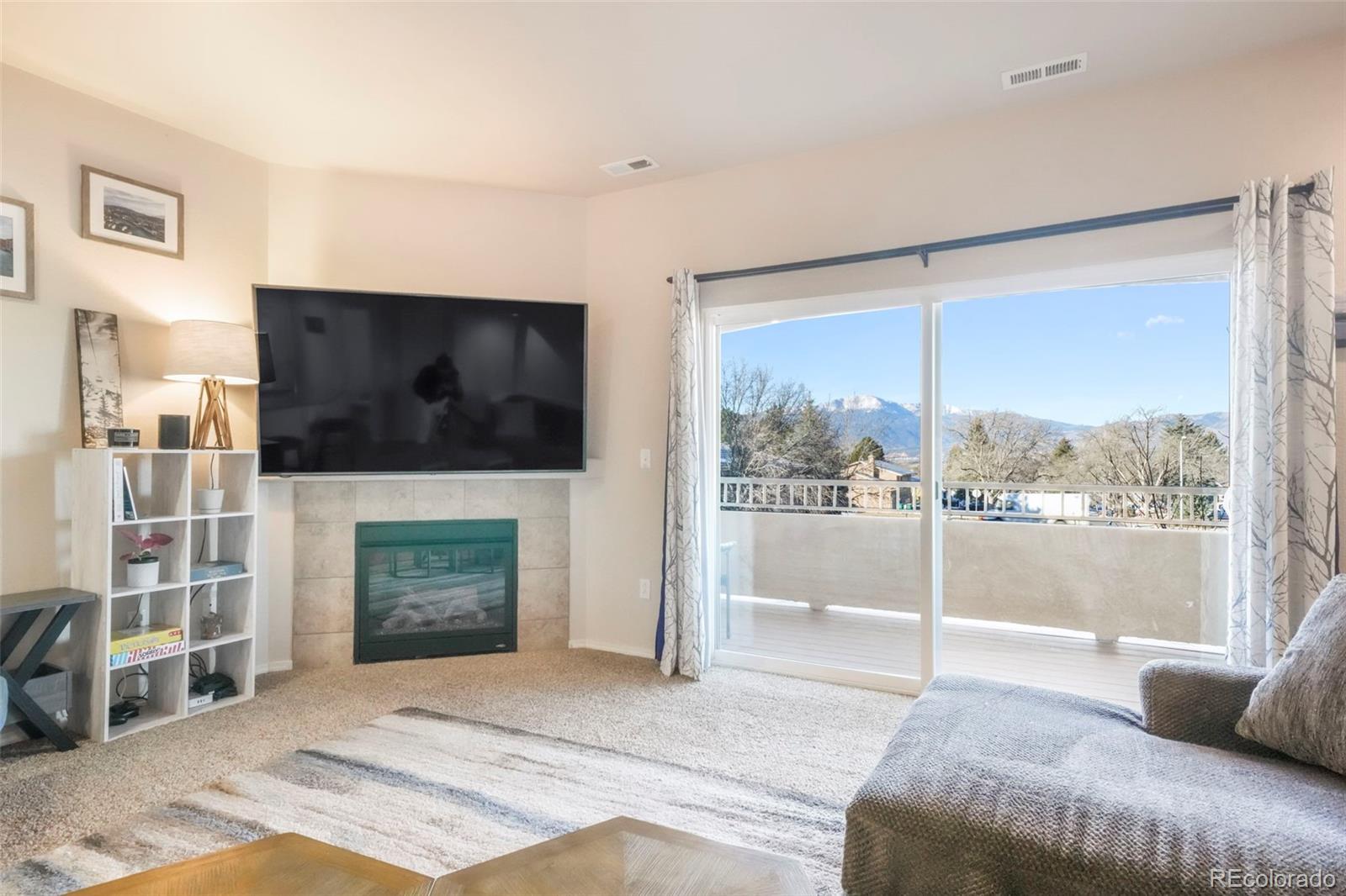 MLS Image #11 for 4735  iron horse villas point,colorado springs, Colorado