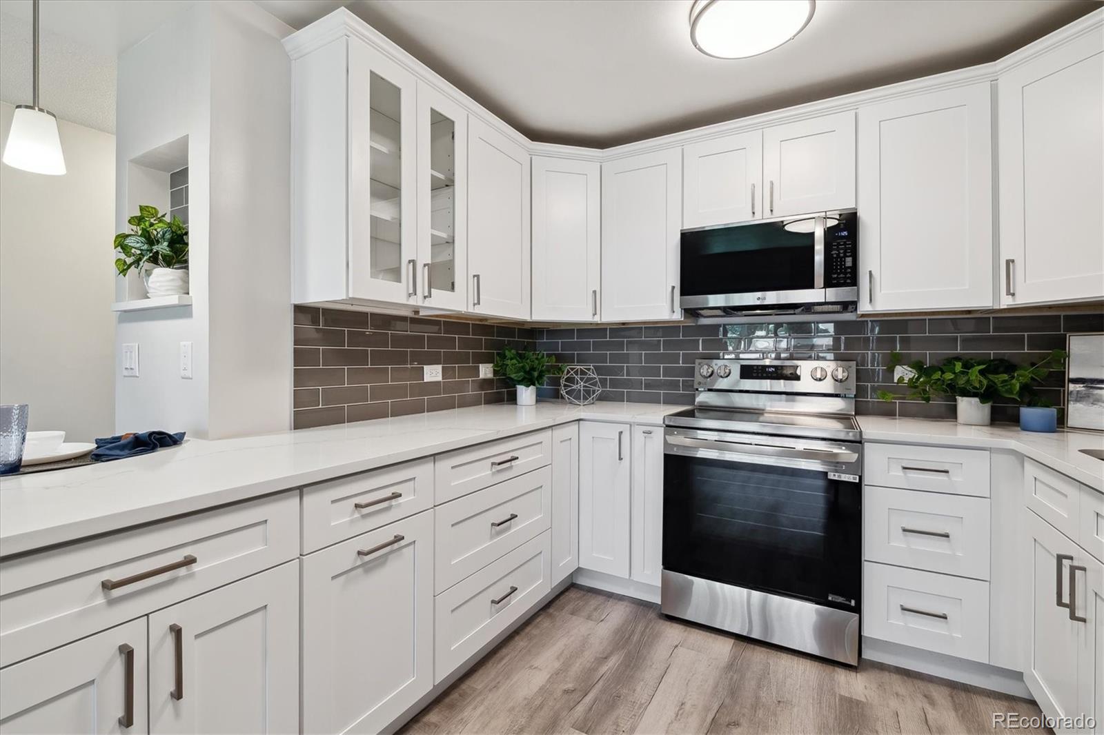 MLS Image #6 for 715 s alton way 5a,denver, Colorado