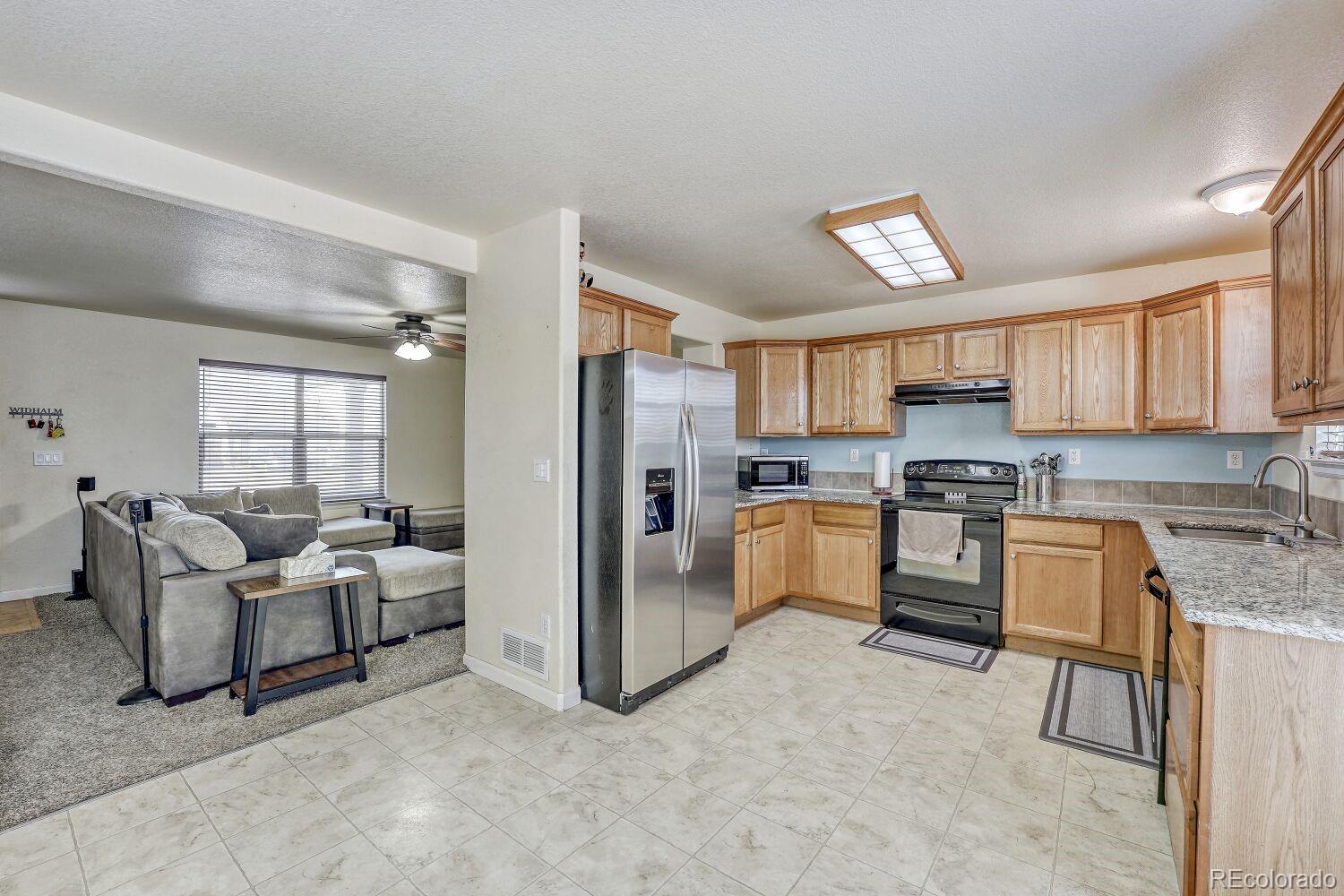 MLS Image #7 for 2152  asoka street,strasburg, Colorado