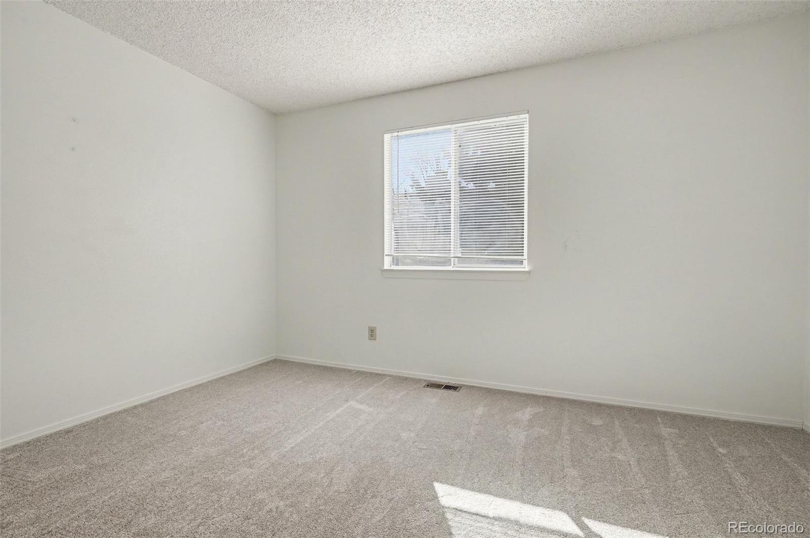 MLS Image #11 for 17681 e loyola drive e,aurora, Colorado