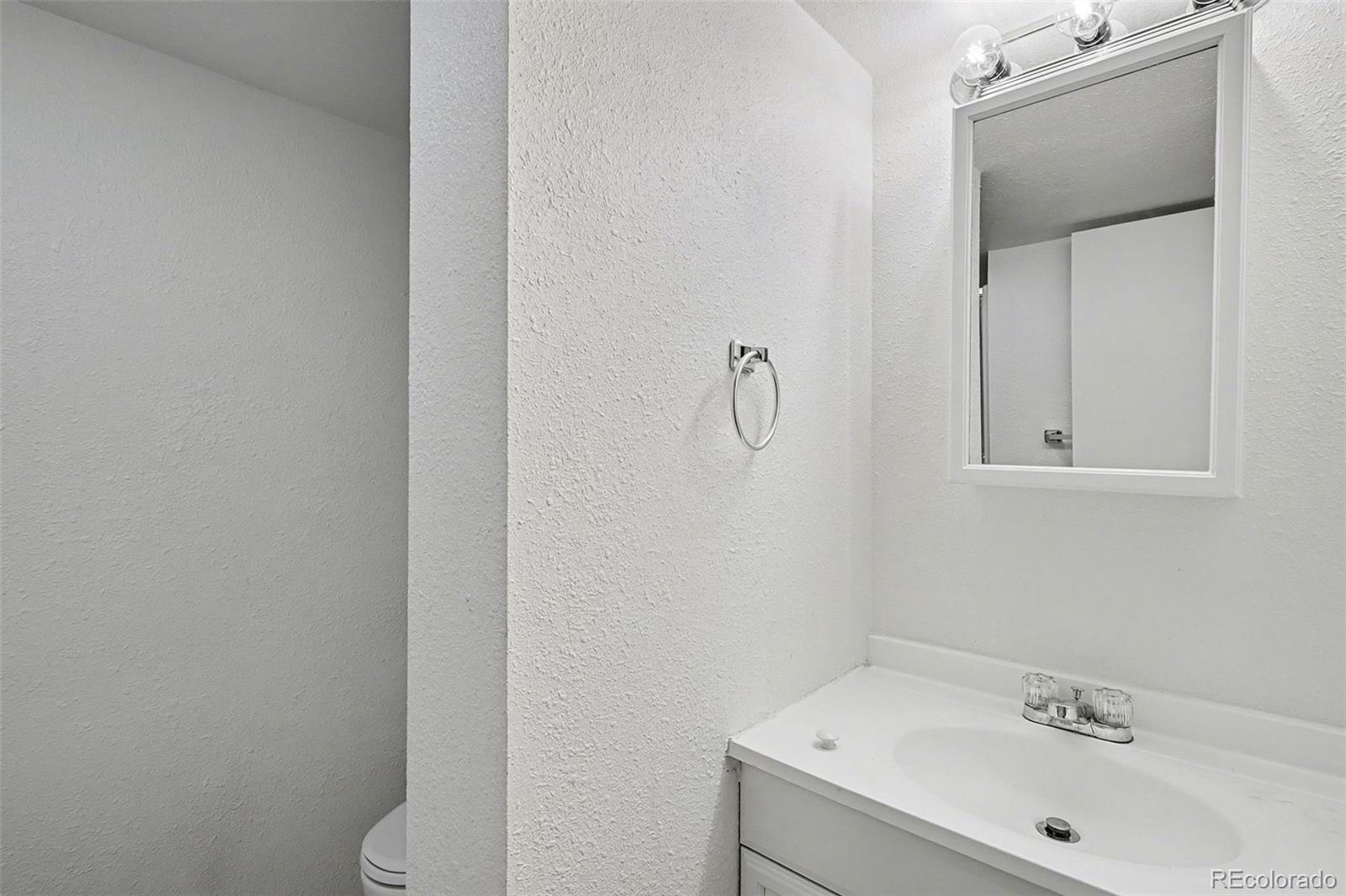 MLS Image #23 for 17681 e loyola drive e,aurora, Colorado