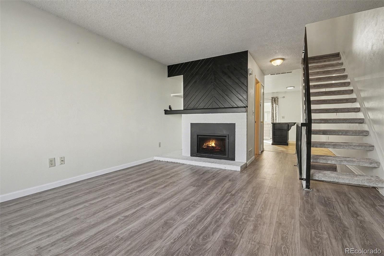 MLS Image #3 for 17681 e loyola drive e,aurora, Colorado