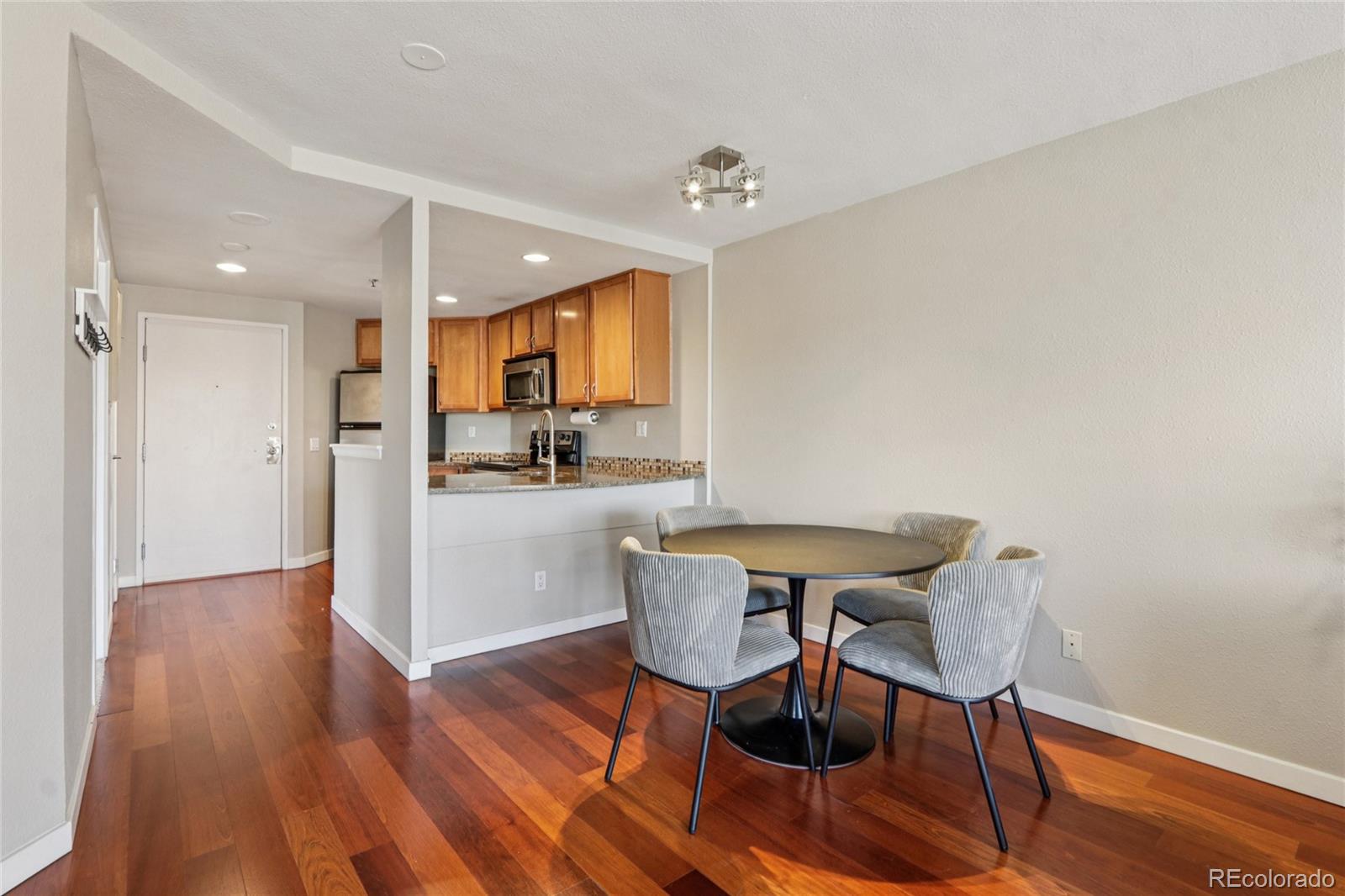 MLS Image #10 for 100  park avenue 405,denver, Colorado