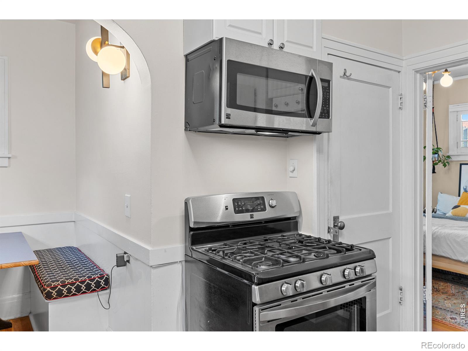 MLS Image #21 for 525 n pearl street,denver, Colorado