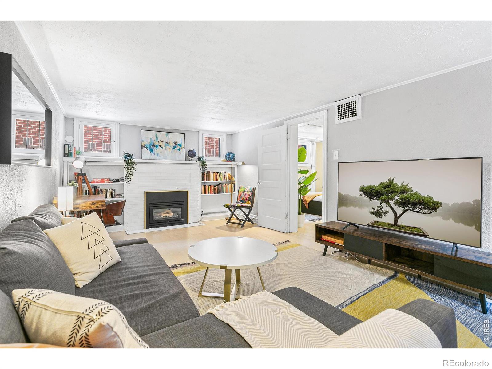 MLS Image #31 for 525 n pearl street,denver, Colorado
