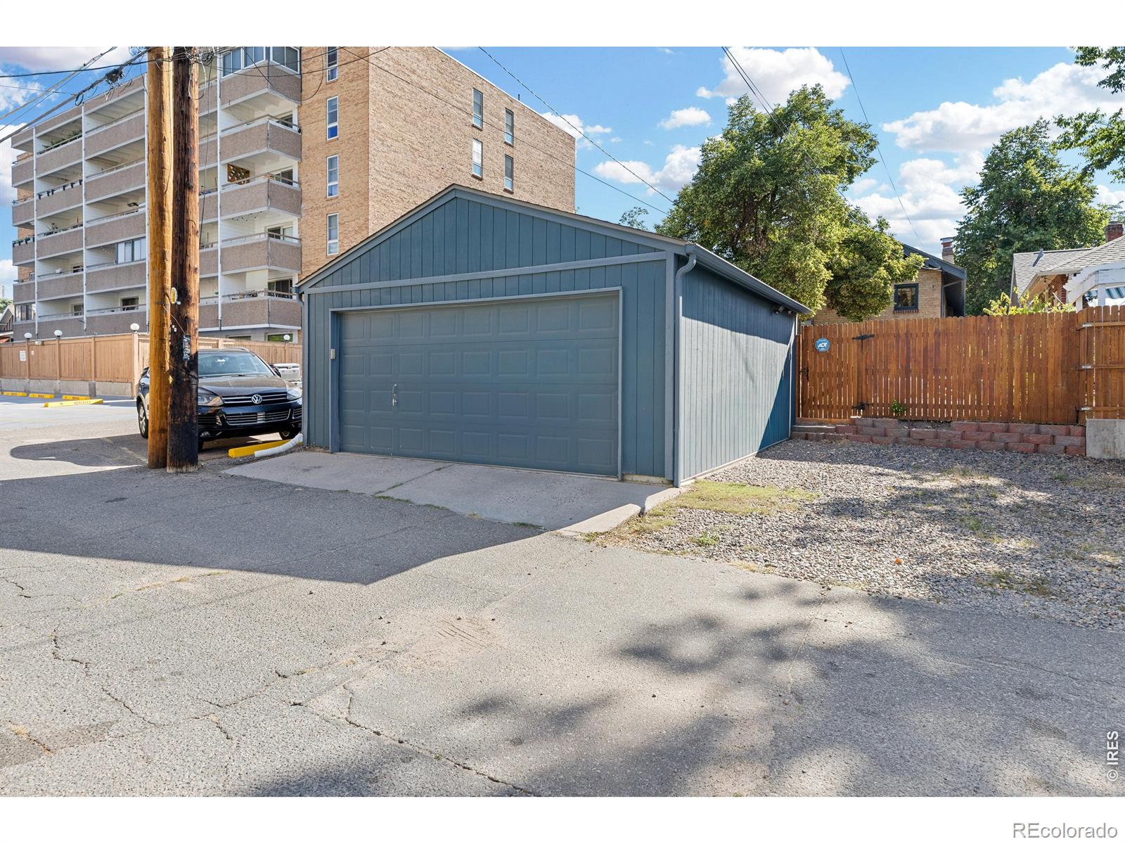 MLS Image #47 for 525 n pearl street,denver, Colorado