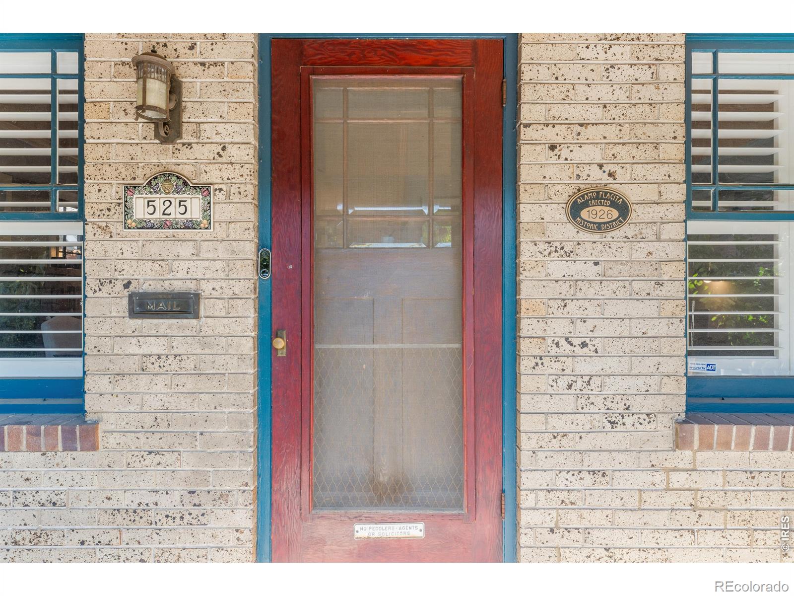MLS Image #5 for 525 n pearl street,denver, Colorado