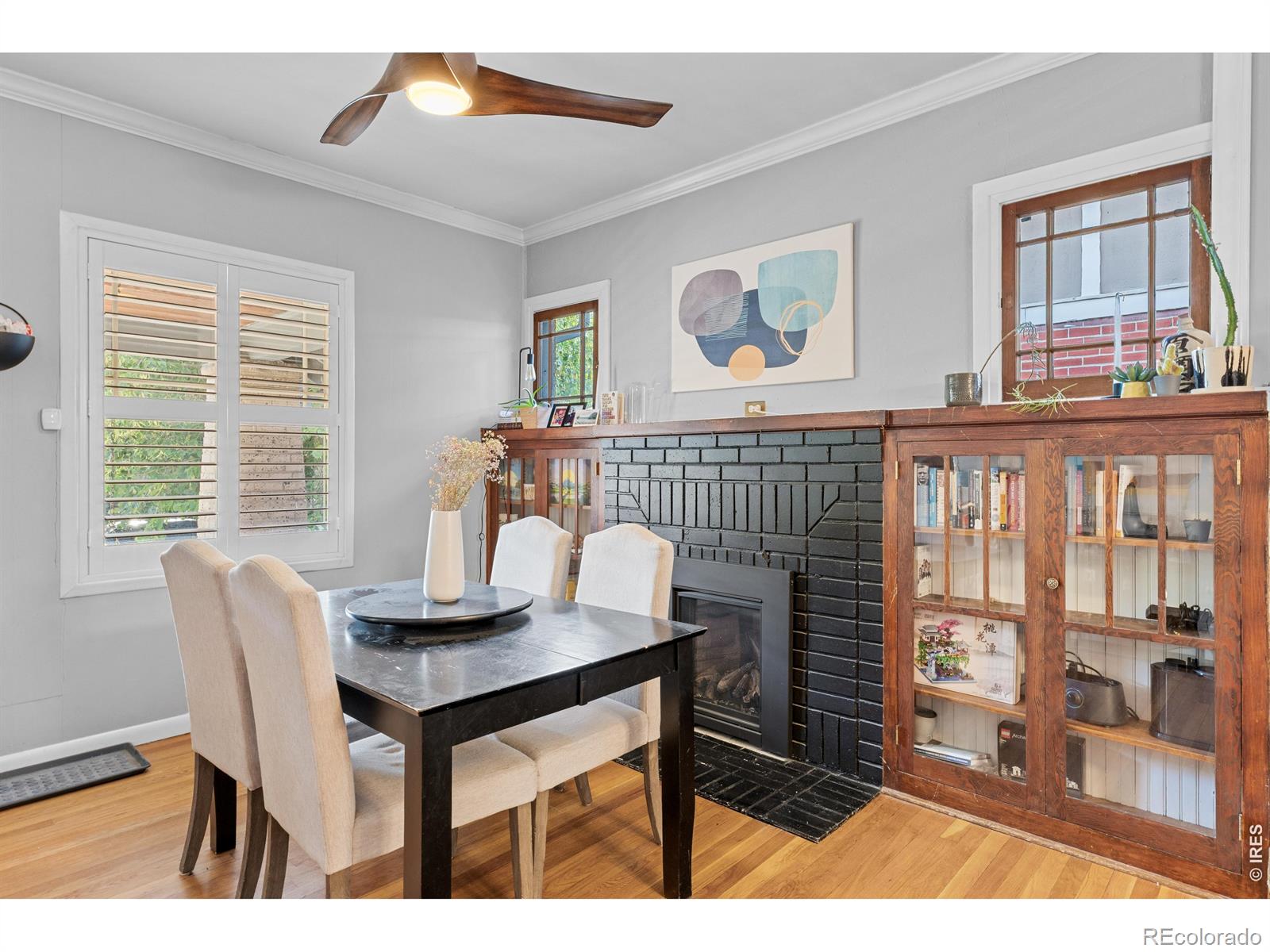 MLS Image #7 for 525 n pearl street,denver, Colorado