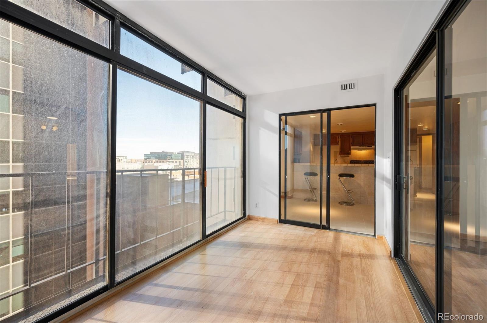 MLS Image #19 for 1777  larimer street 1010,denver, Colorado