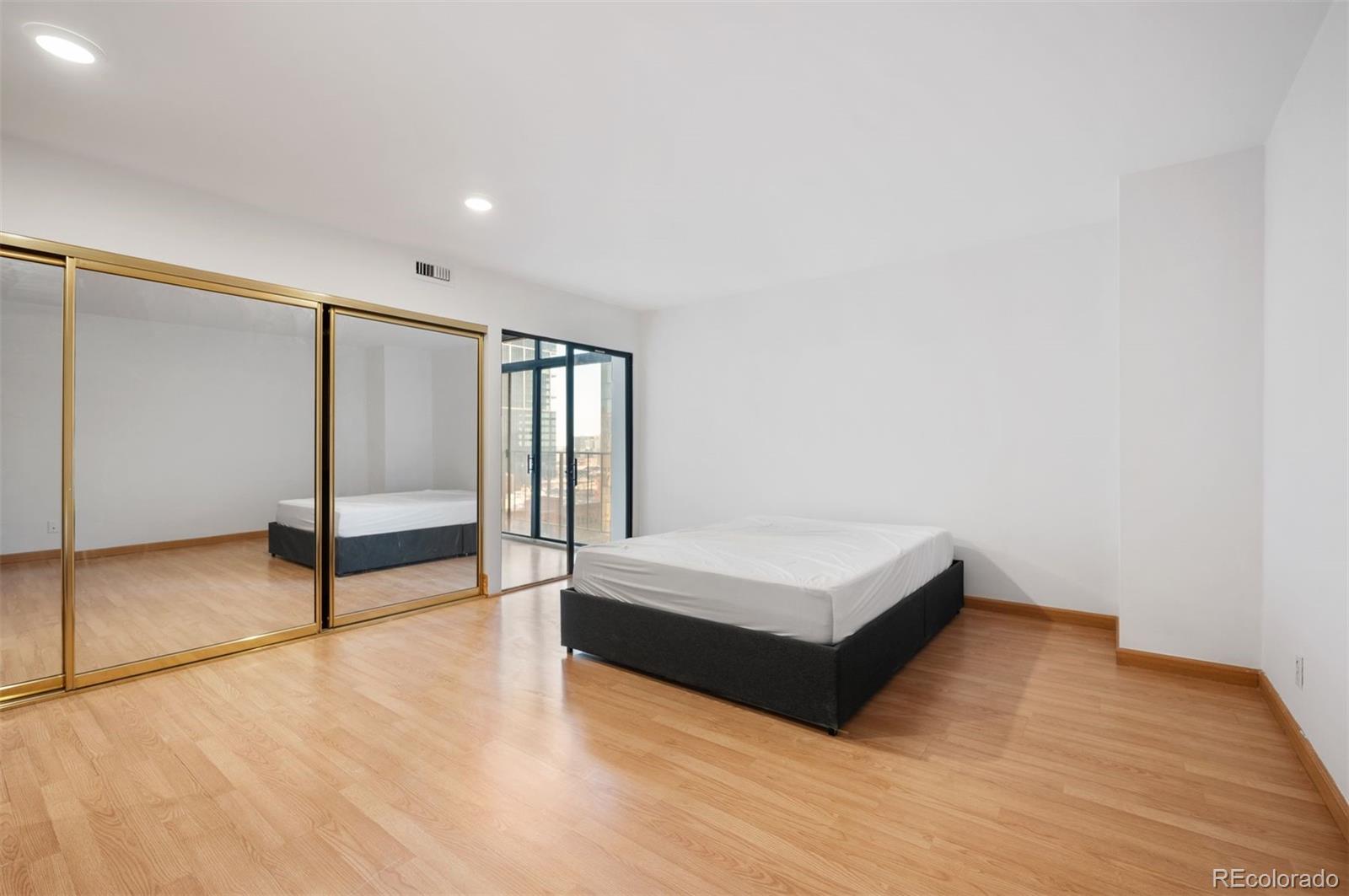 MLS Image #20 for 1777  larimer street 1010,denver, Colorado