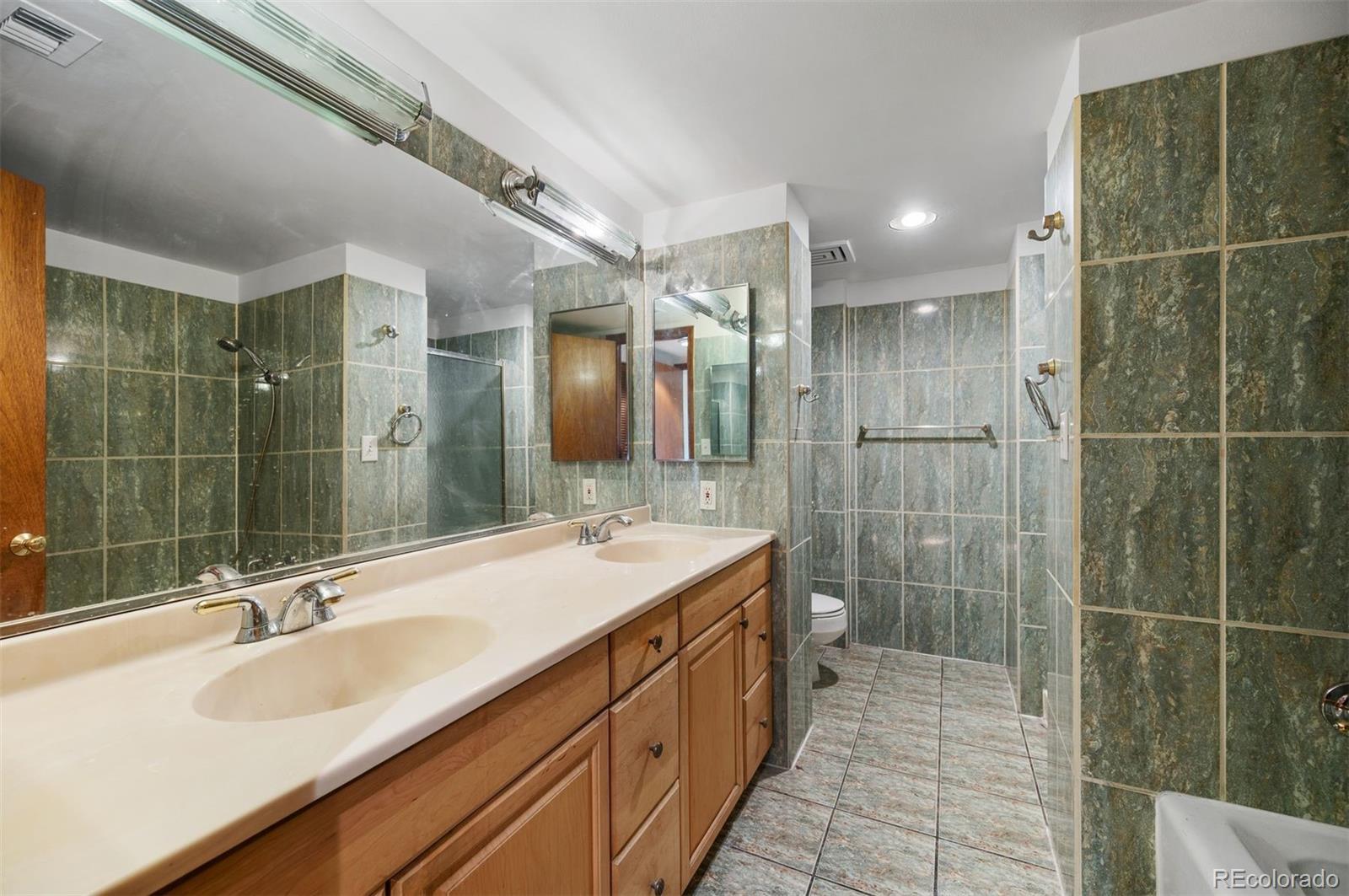 MLS Image #23 for 1777  larimer street 1010,denver, Colorado