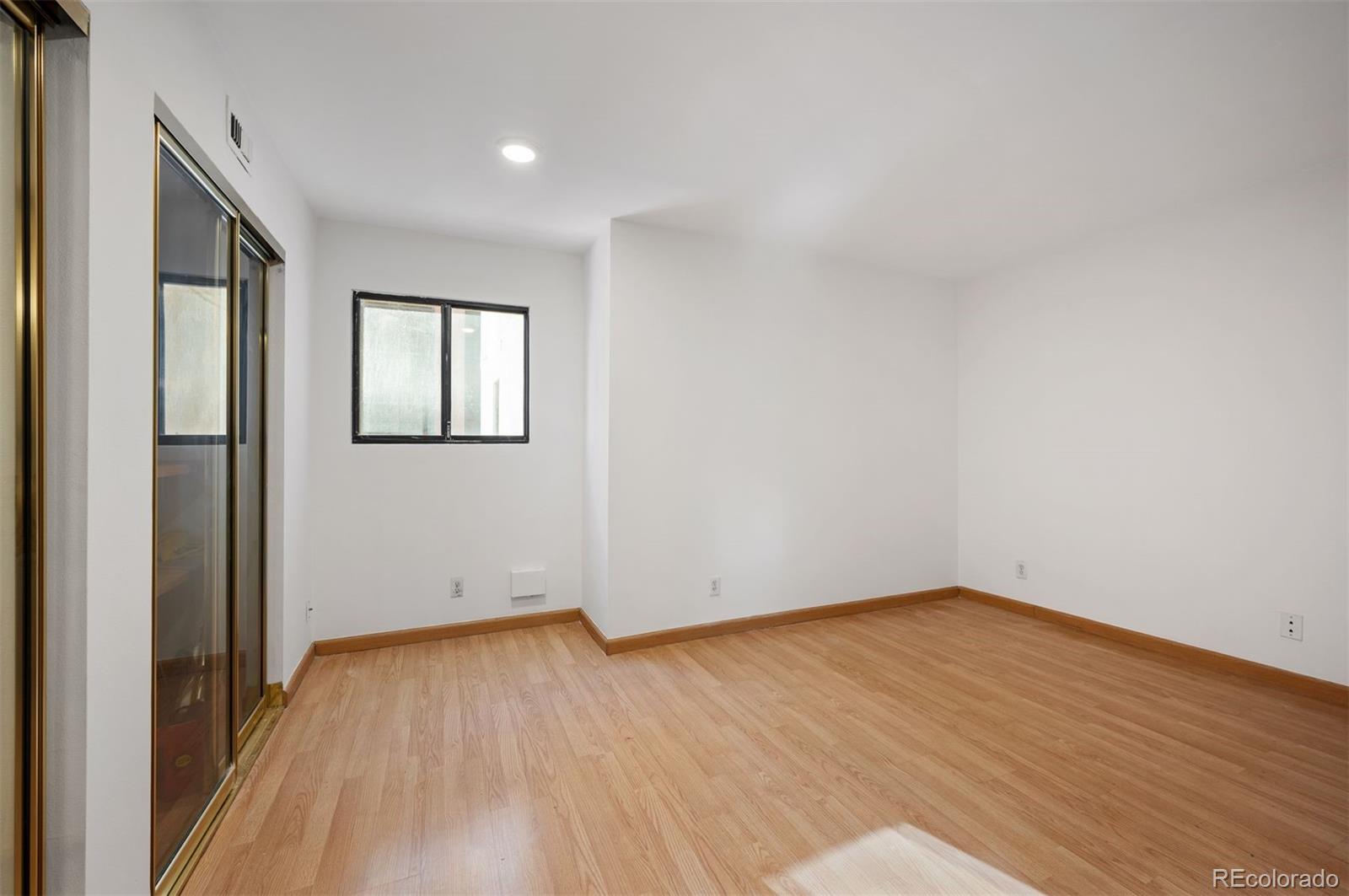 MLS Image #29 for 1777  larimer street 1010,denver, Colorado