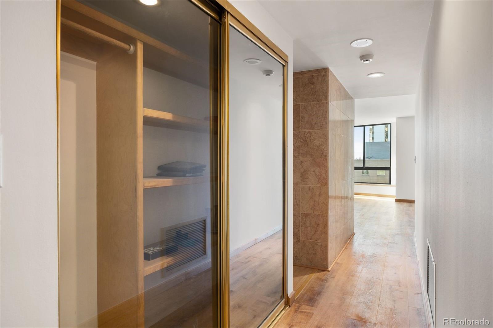 MLS Image #31 for 1777  larimer street 1010,denver, Colorado
