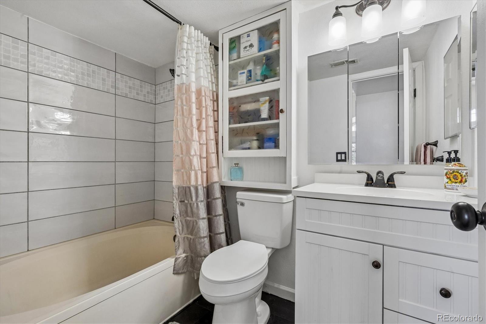 MLS Image #5 for 4760 s wadsworth boulevard a206,littleton, Colorado