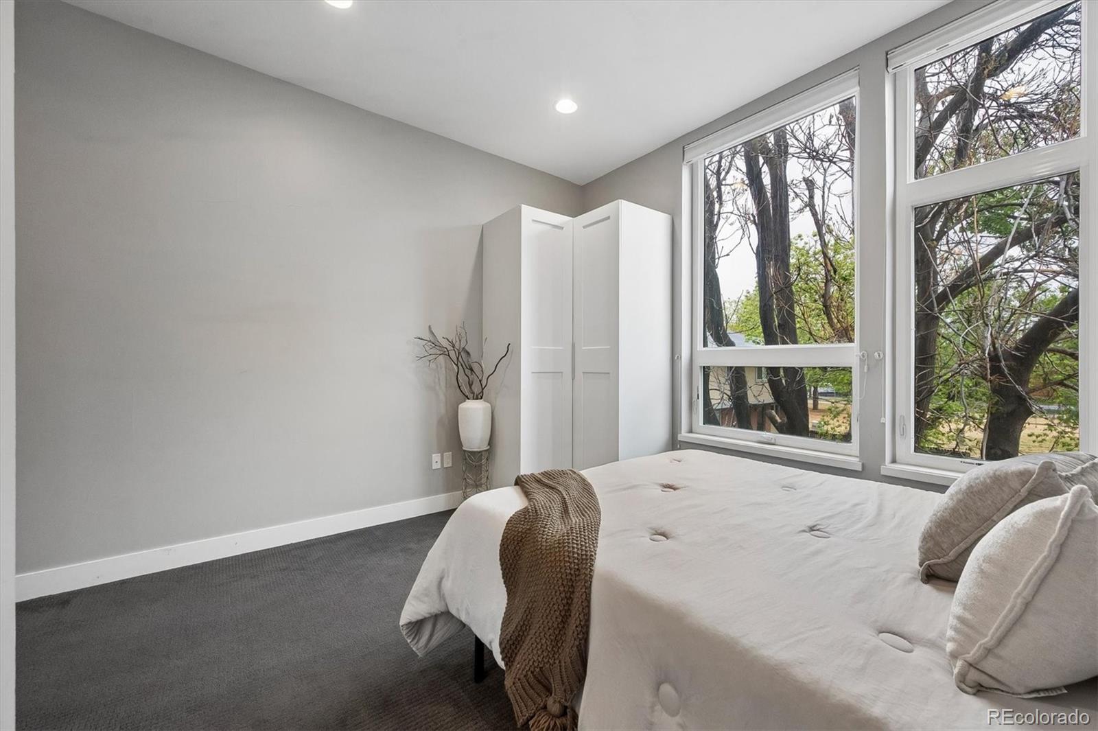 MLS Image #13 for 3124 n gilpin street,denver, Colorado