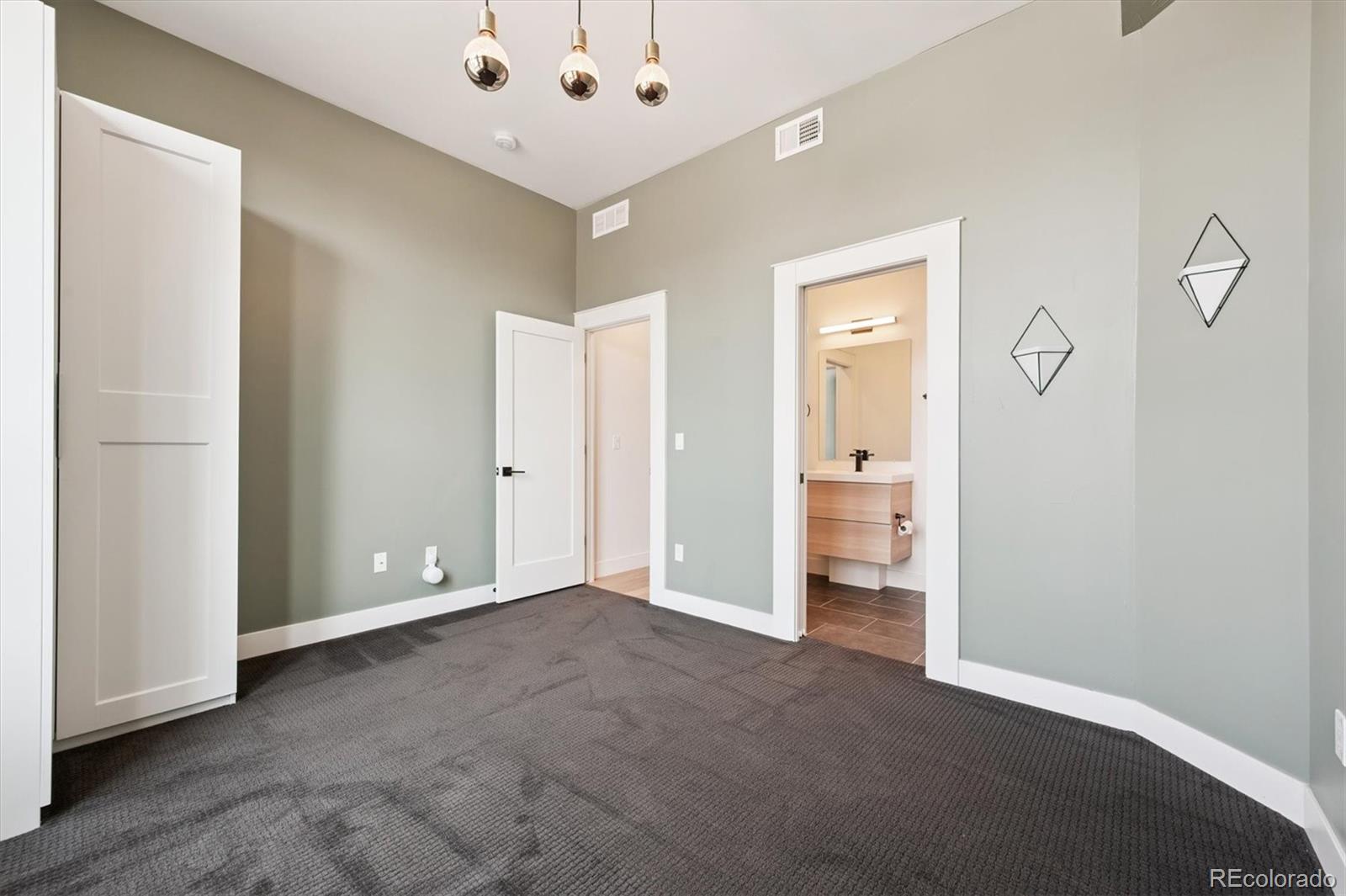 MLS Image #9 for 3124 n gilpin street,denver, Colorado