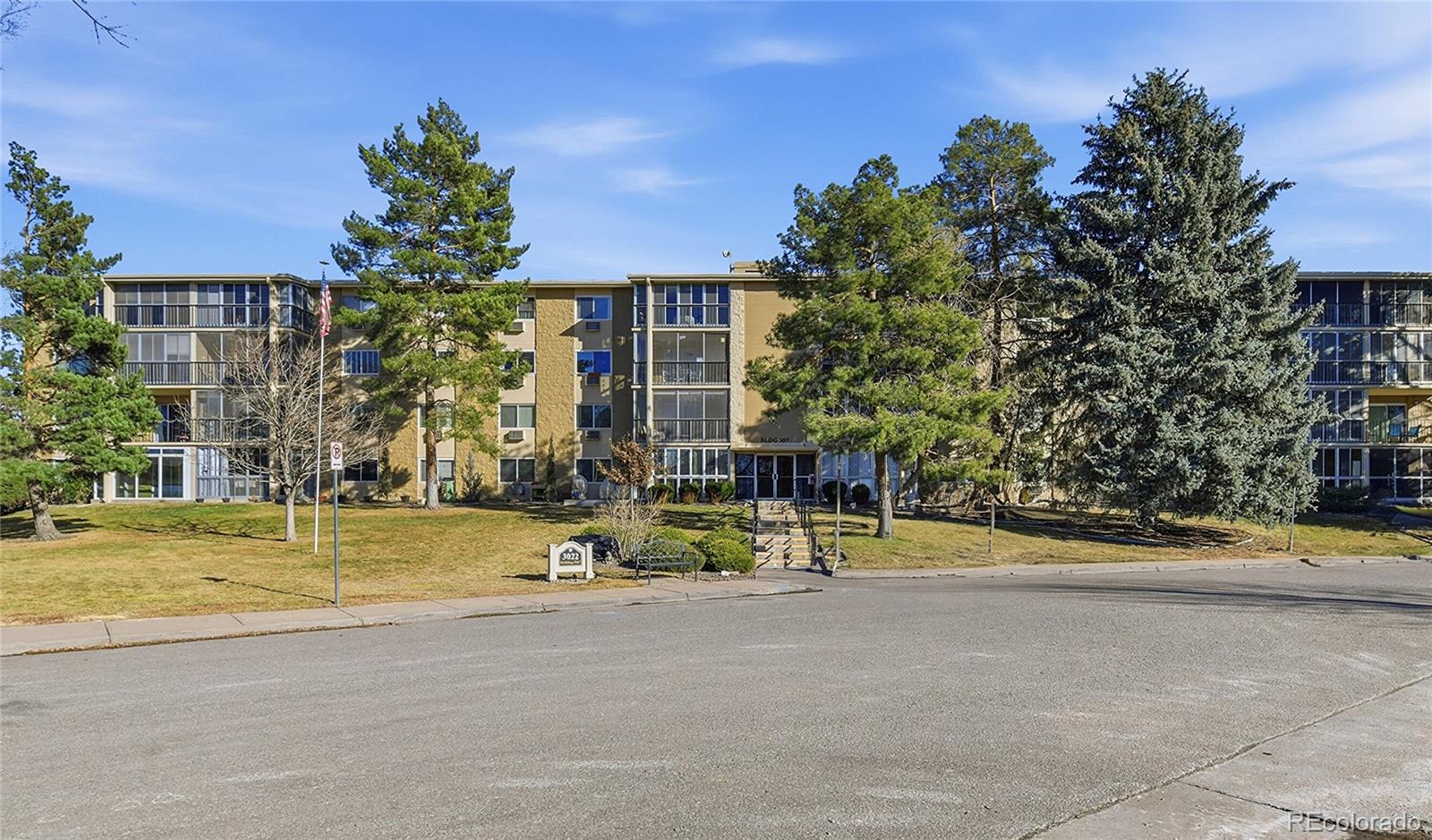MLS Image #0 for 3022 s wheeling way,aurora, Colorado
