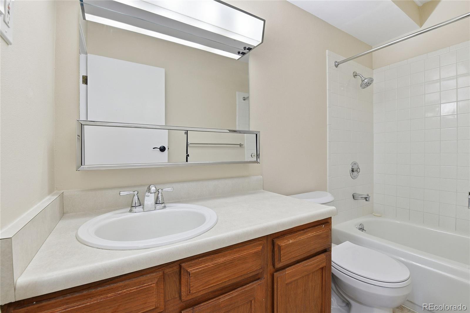 MLS Image #21 for 3022 s wheeling way,aurora, Colorado