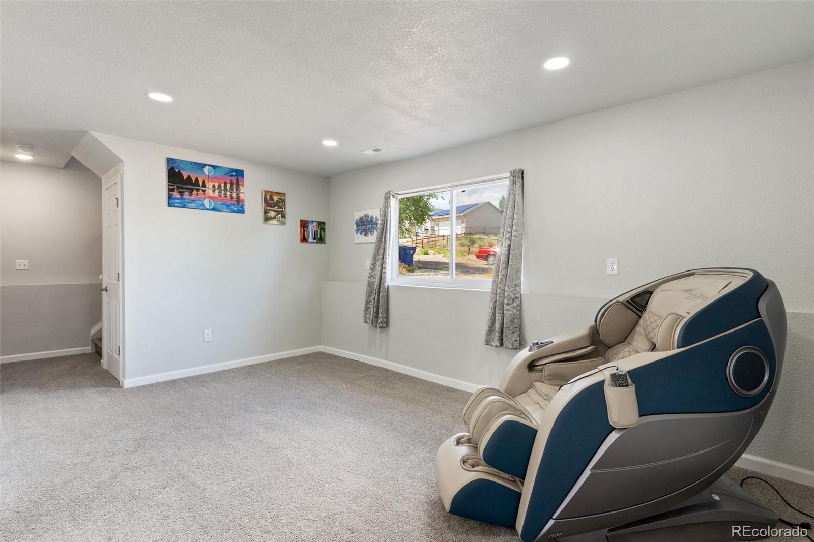 MLS Image #14 for 817 s aguilar lane,pueblo, Colorado