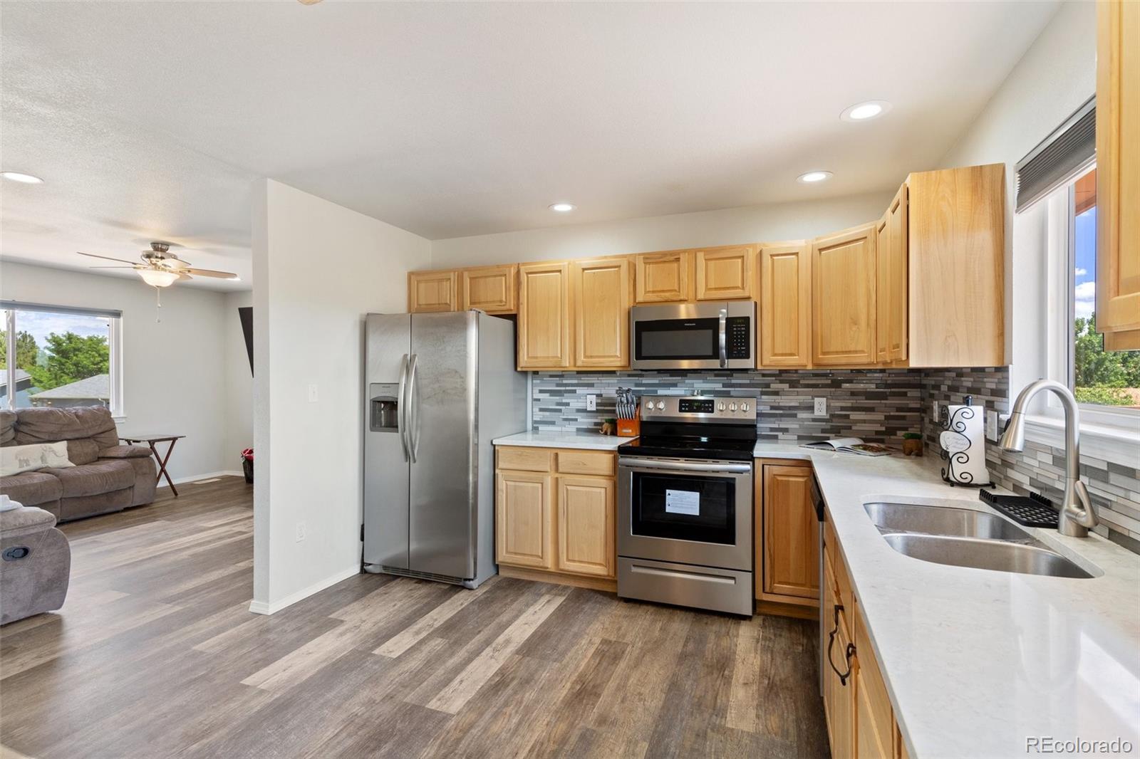 MLS Image #7 for 817 s aguilar lane,pueblo, Colorado