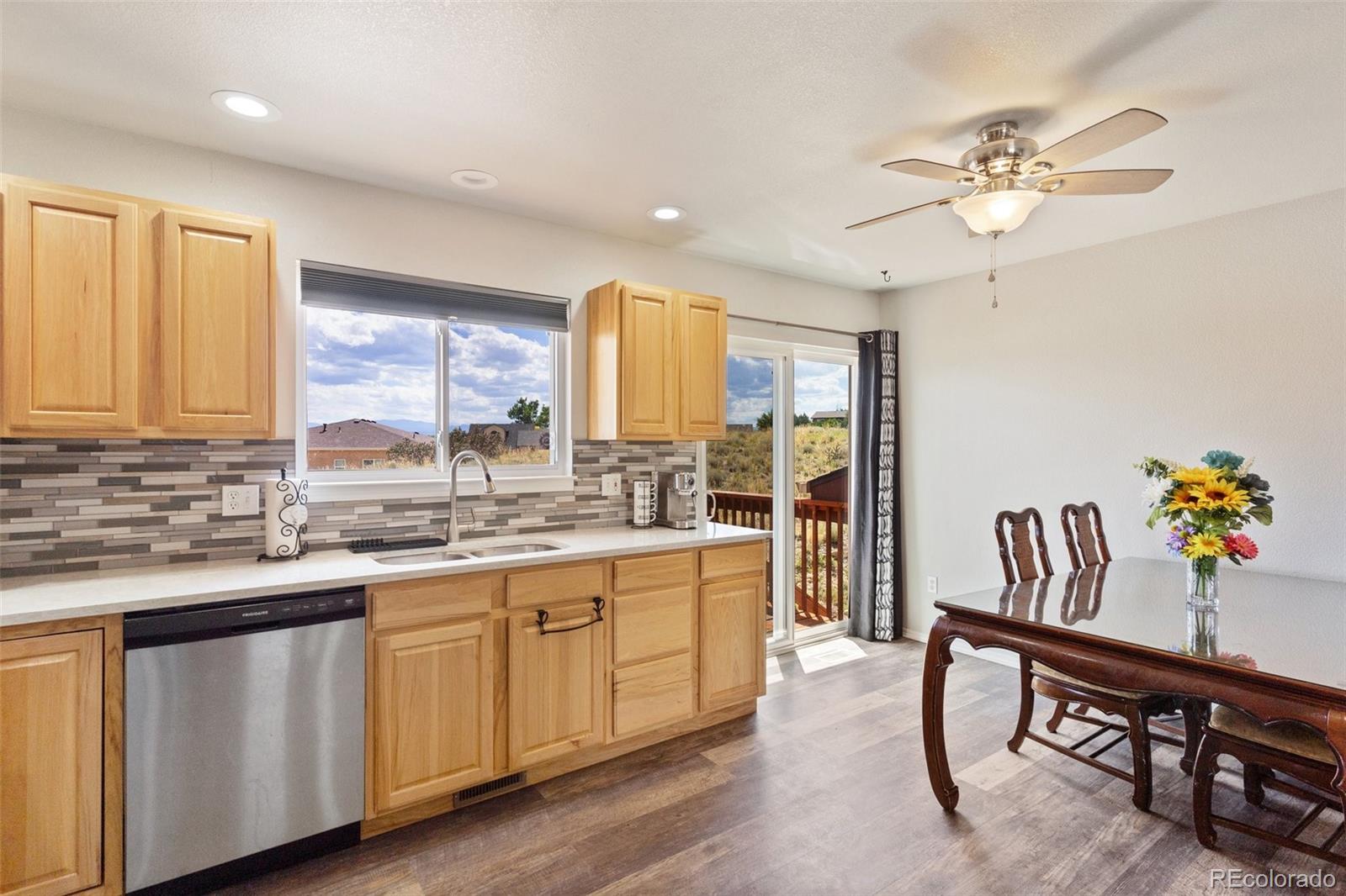 MLS Image #8 for 817 s aguilar lane,pueblo, Colorado