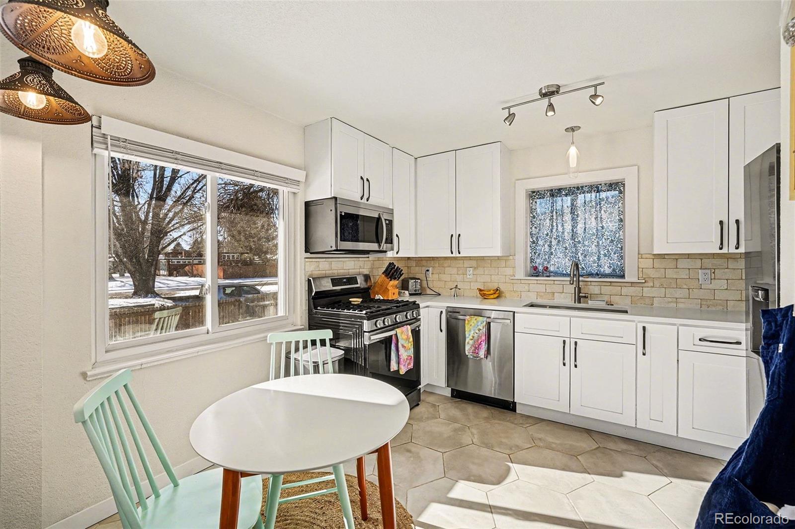 MLS Image #9 for 5217 e martin luther king jr boulevard,denver, Colorado