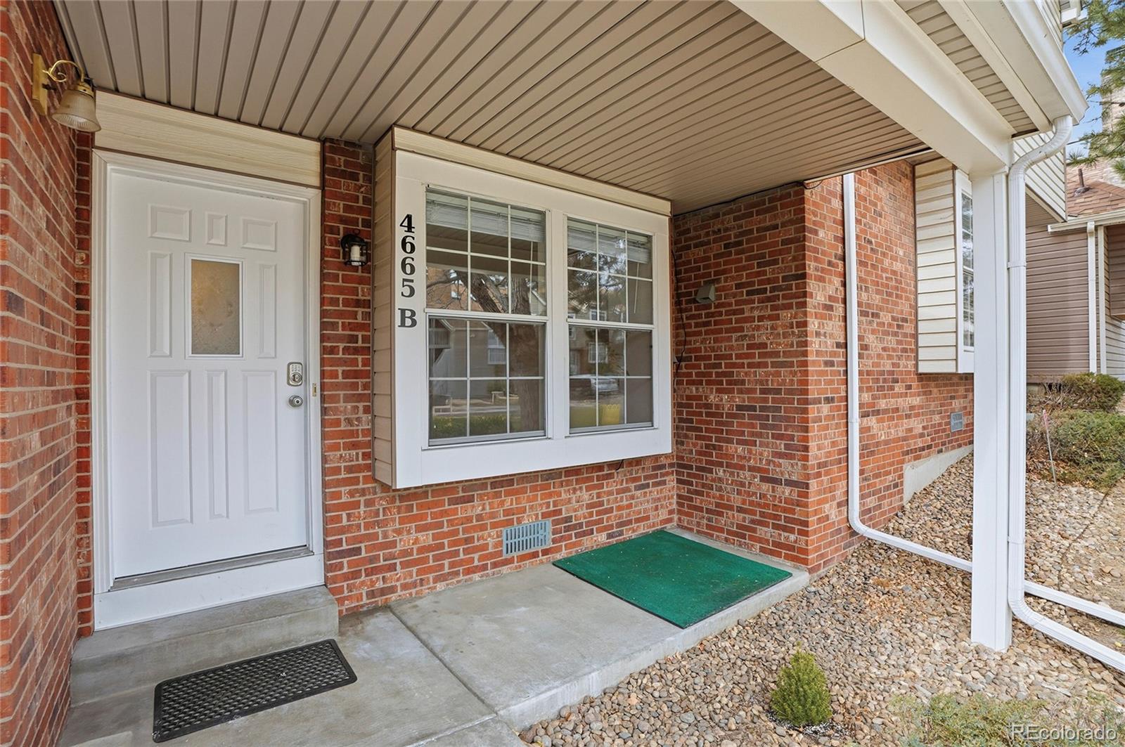 MLS Image #1 for 4665 s dillon court b,aurora, Colorado