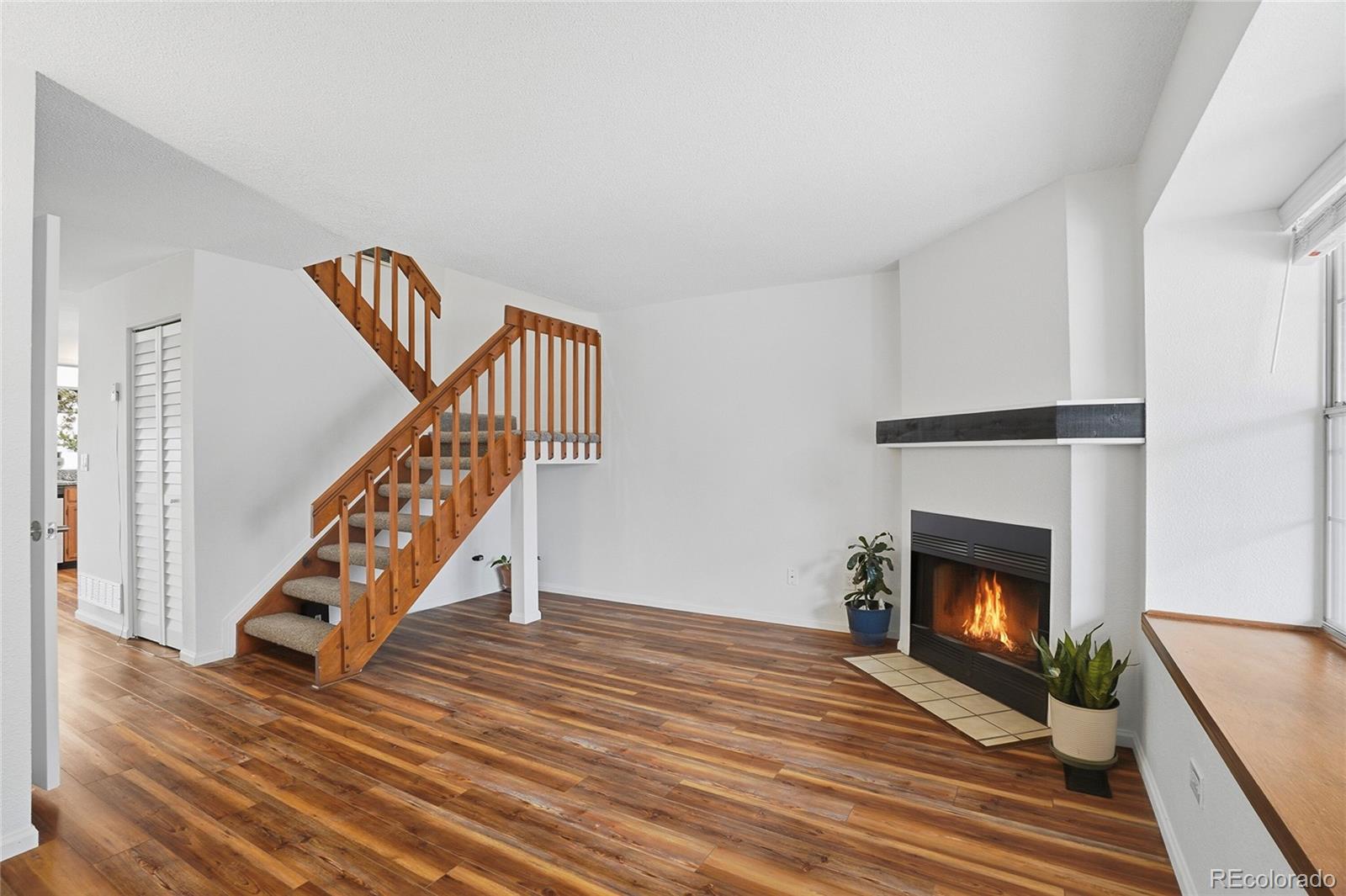 MLS Image #2 for 4665 s dillon court b,aurora, Colorado