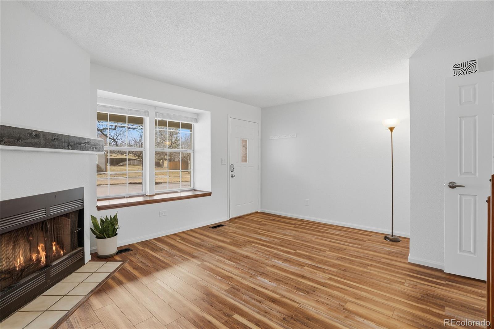 MLS Image #4 for 4665 s dillon court b,aurora, Colorado